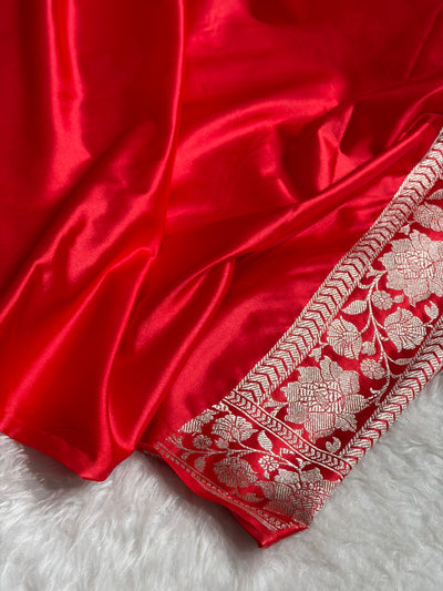 Contrast White / Red Shades Jaal Mashru Silk Saree MCS48