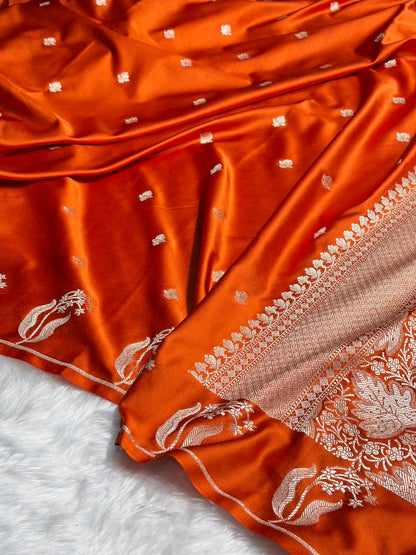Orange Shades Floral Border Booti Mashru Silk Saree MS74