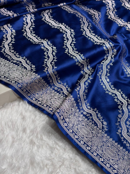 Banarasi Cross Pattern in Royal Blue Shades Floral Mashru Silk Saree MS93