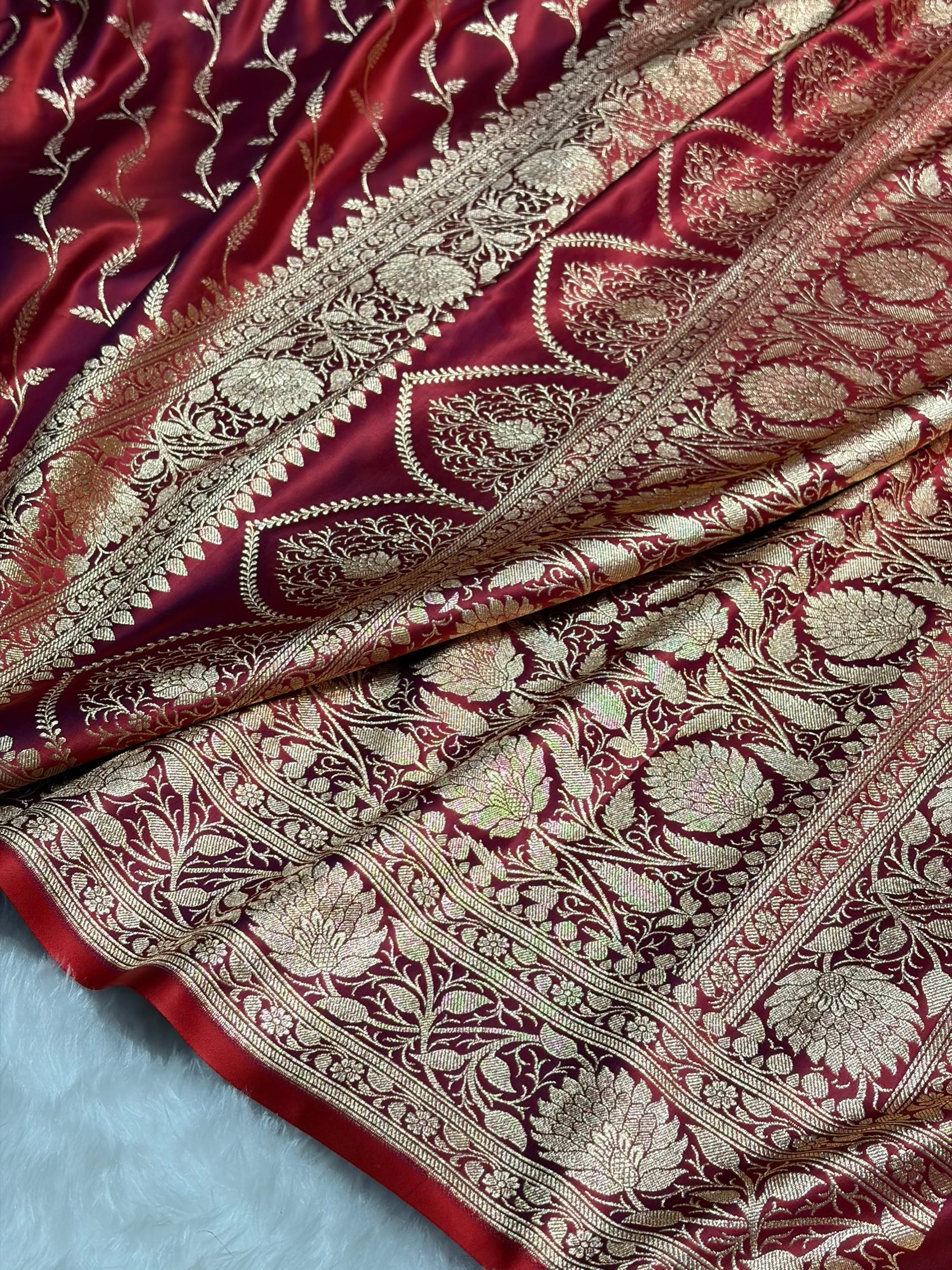 Reddish Magenta Pattern Satin Katan Silk saree SK37