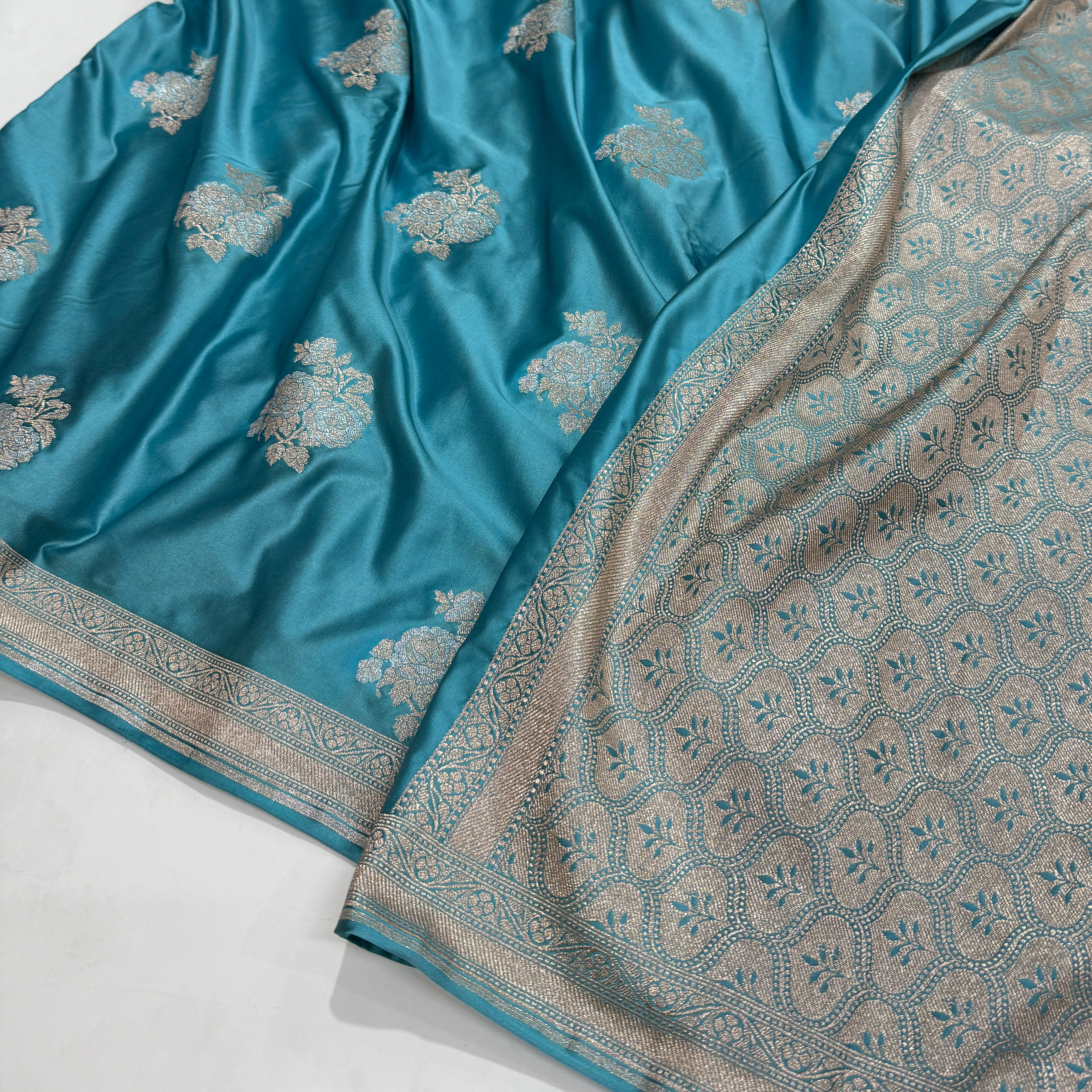 Light firozy Sona Rupa Floral Motif Mashru Silk Saree