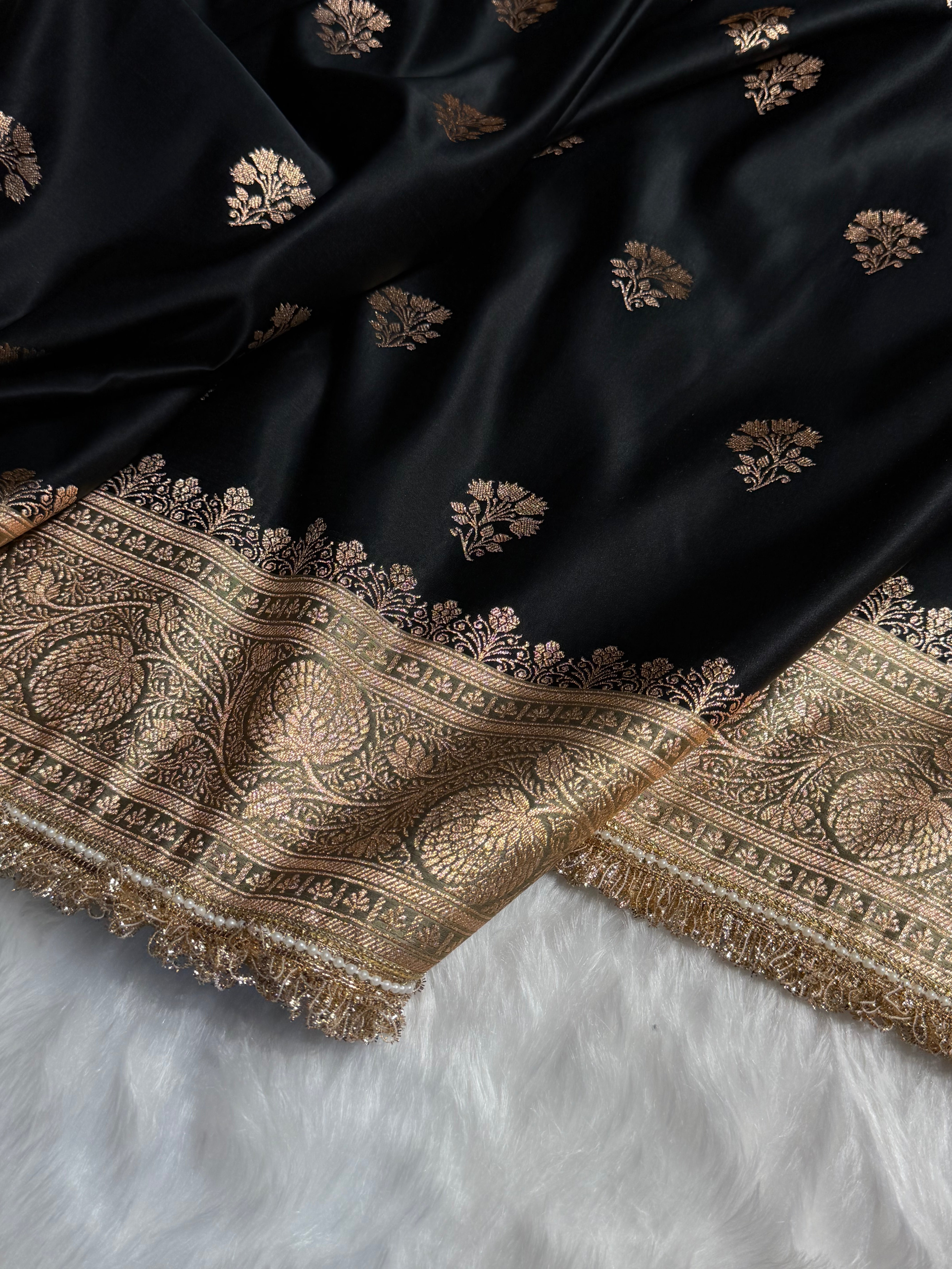 Black - Cream With Gotta Patti Banarasi Boota Katan Silk Saree SKMGP29