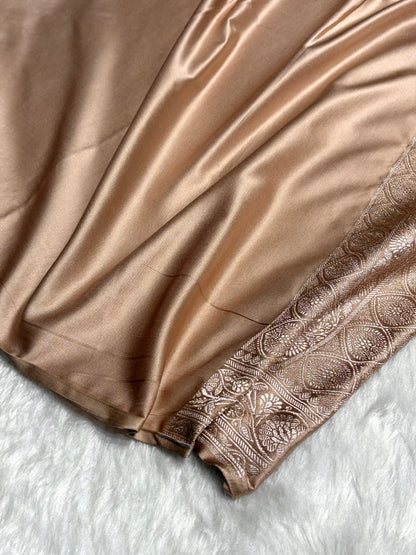 Dusty Beige Shades With Contrast Border Booti Mashru Silk Saree MS78