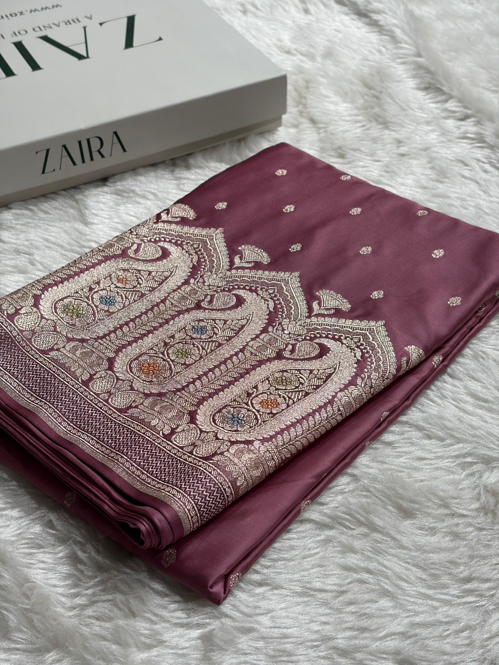 Banarasi Skirt Border Pattern in Mauve Shades Floral Mashru Silk Saree MCS95