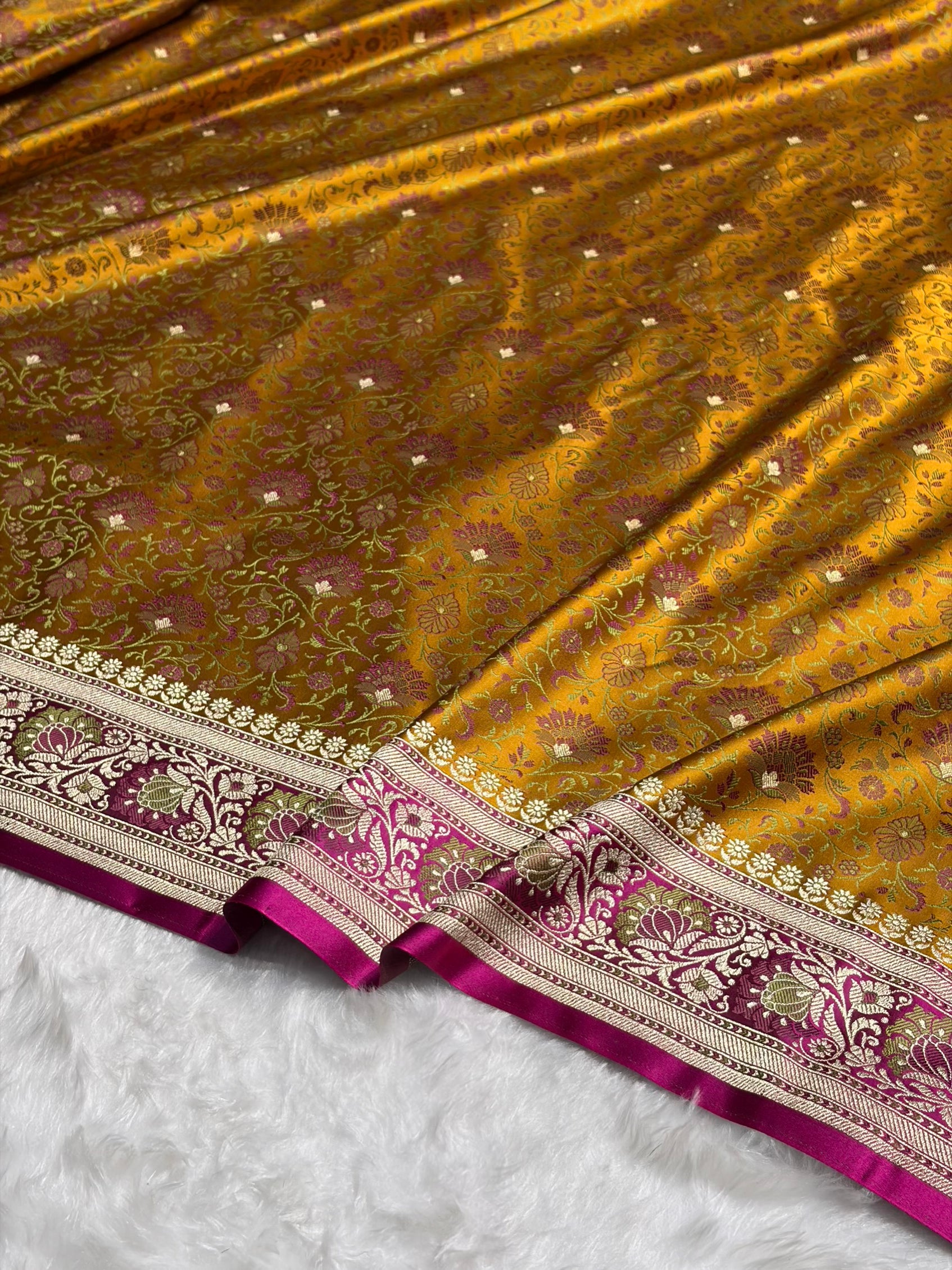 Mustard - Rani Contrast Jamawar Tanchoi Jaal Katan Silk Saree SKTM-18