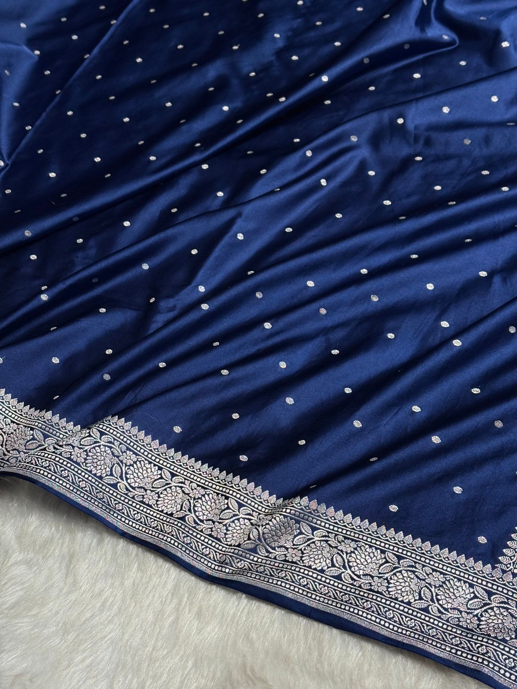 Navy Shades Booti Mashru Silk Saree MS65