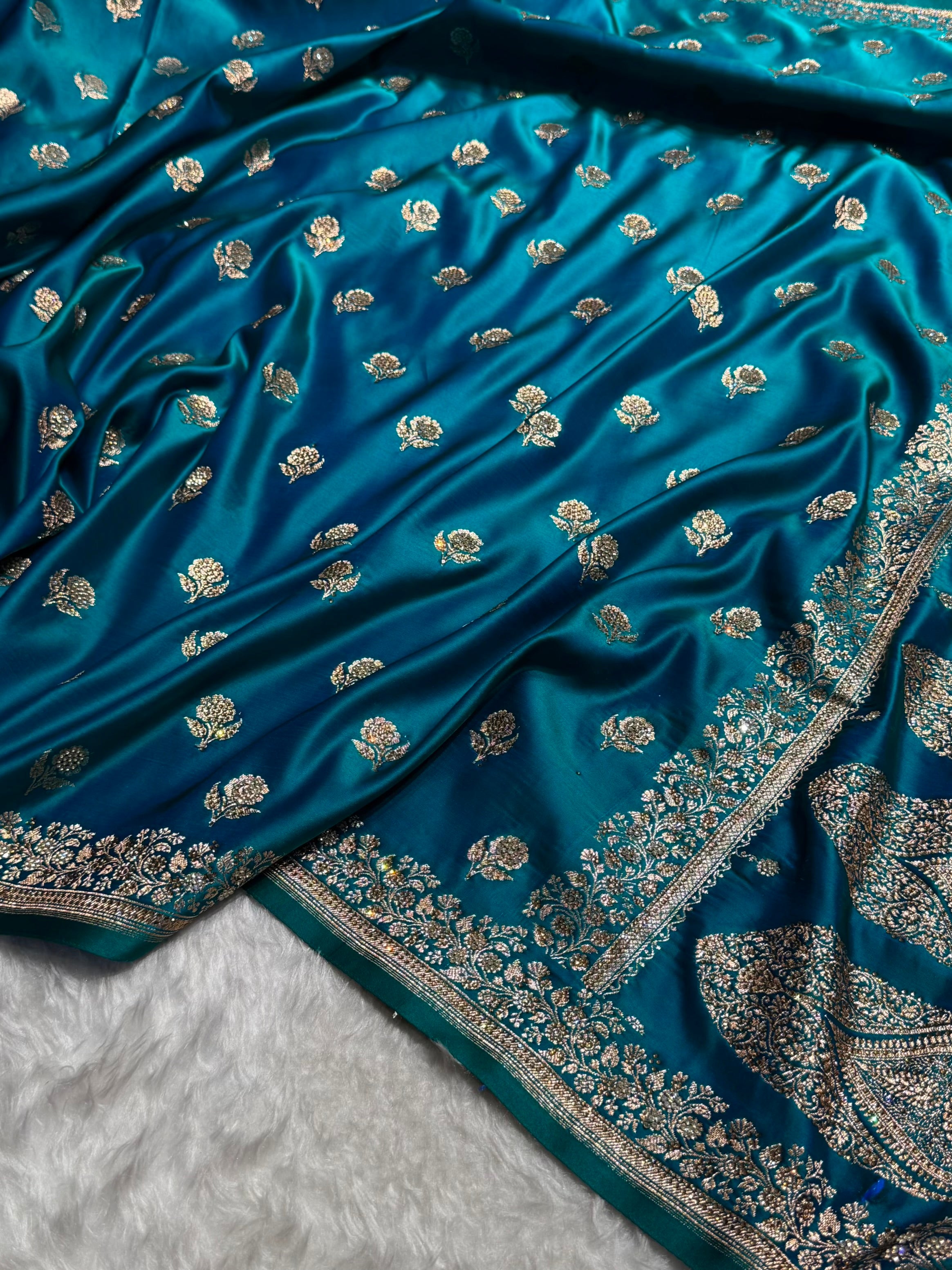 Banarasi Peacock Floral Booti With Swarovski Work Katan Silk Saree BSK23
