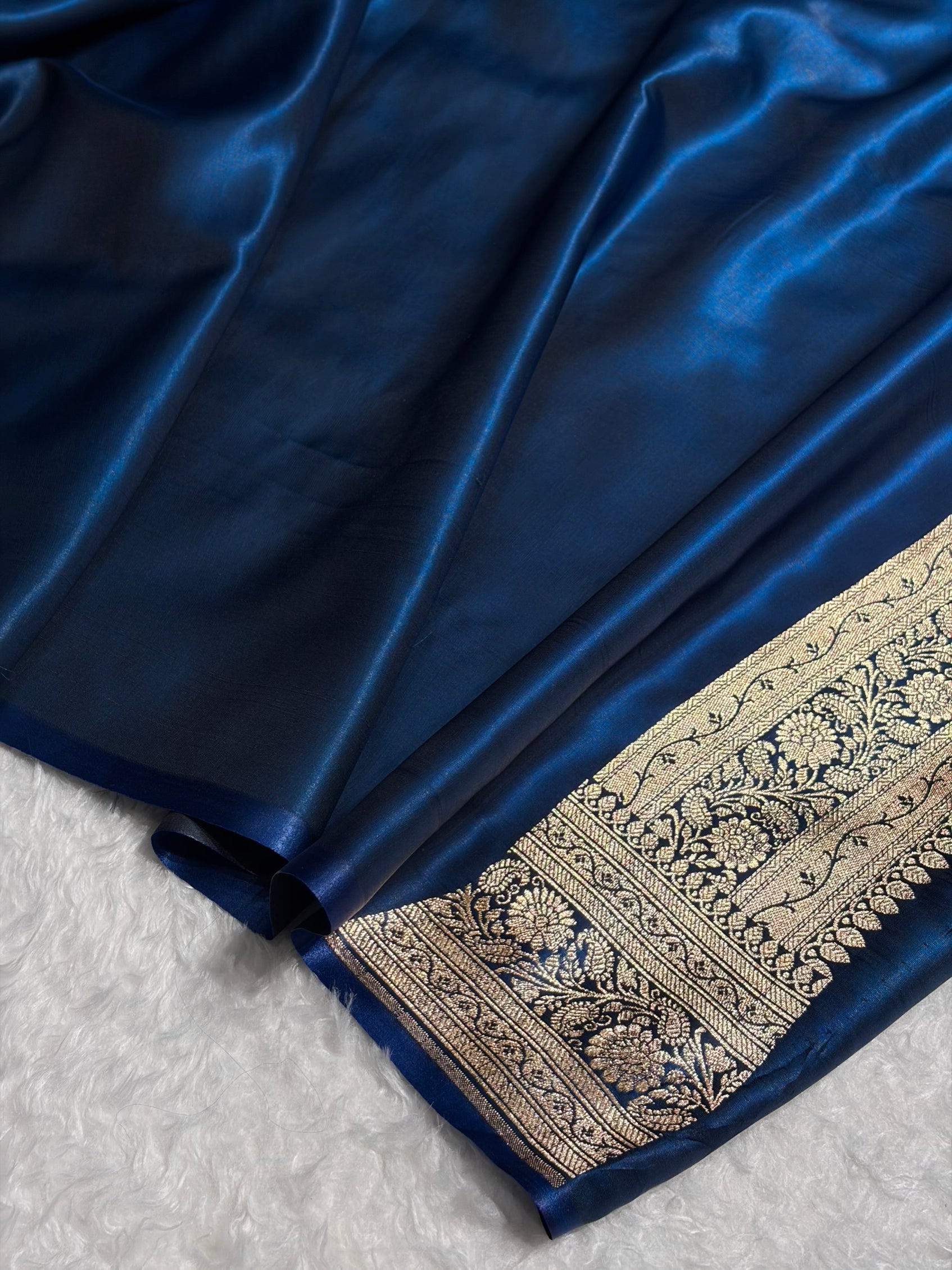 Banarasi German Blue Shades Booti Pattern Banarasi Satin Silk Saree SS64