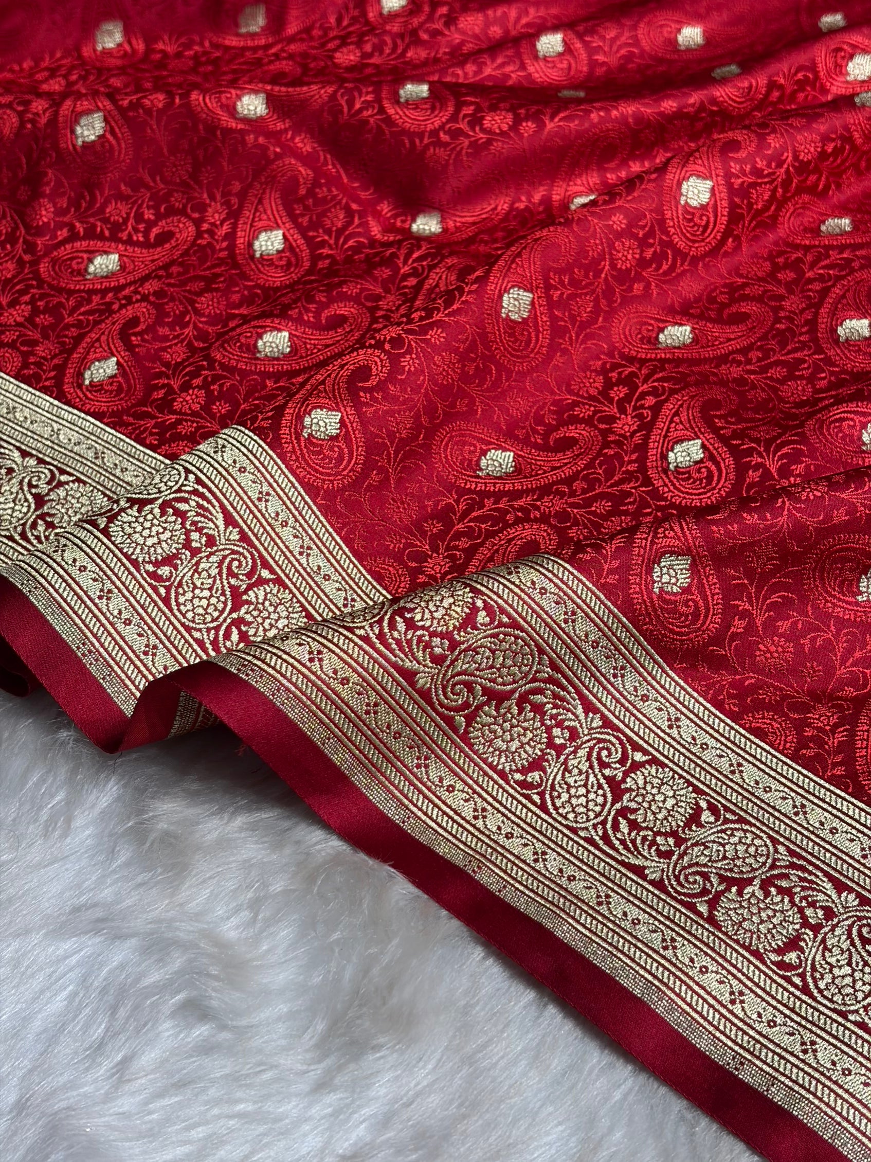 Maroon Tanchoi Booti Katan Silk Saree SKTM-06