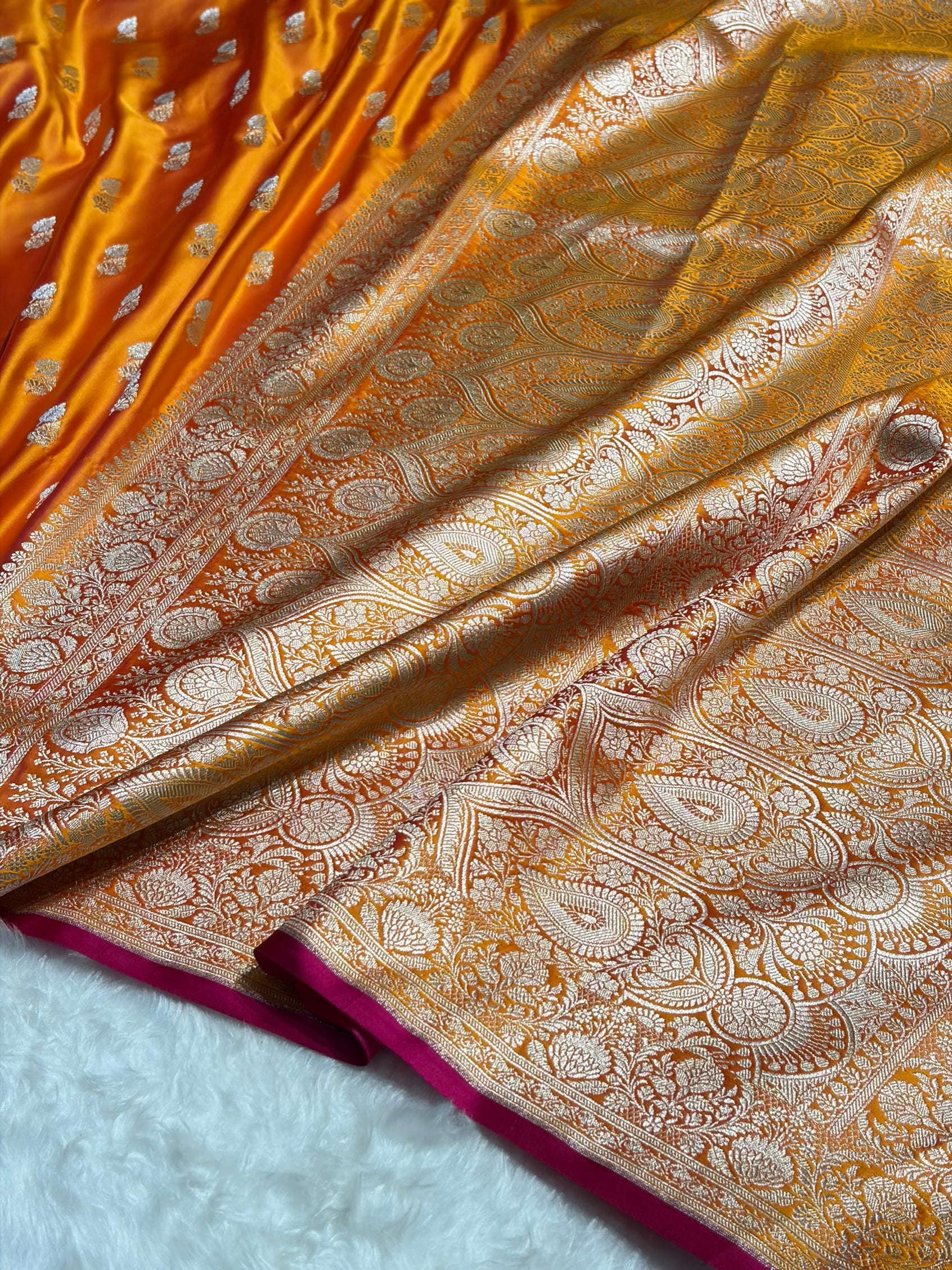 Fire Gold Shades Floral Booti Mashru Silk Saree MSM-69