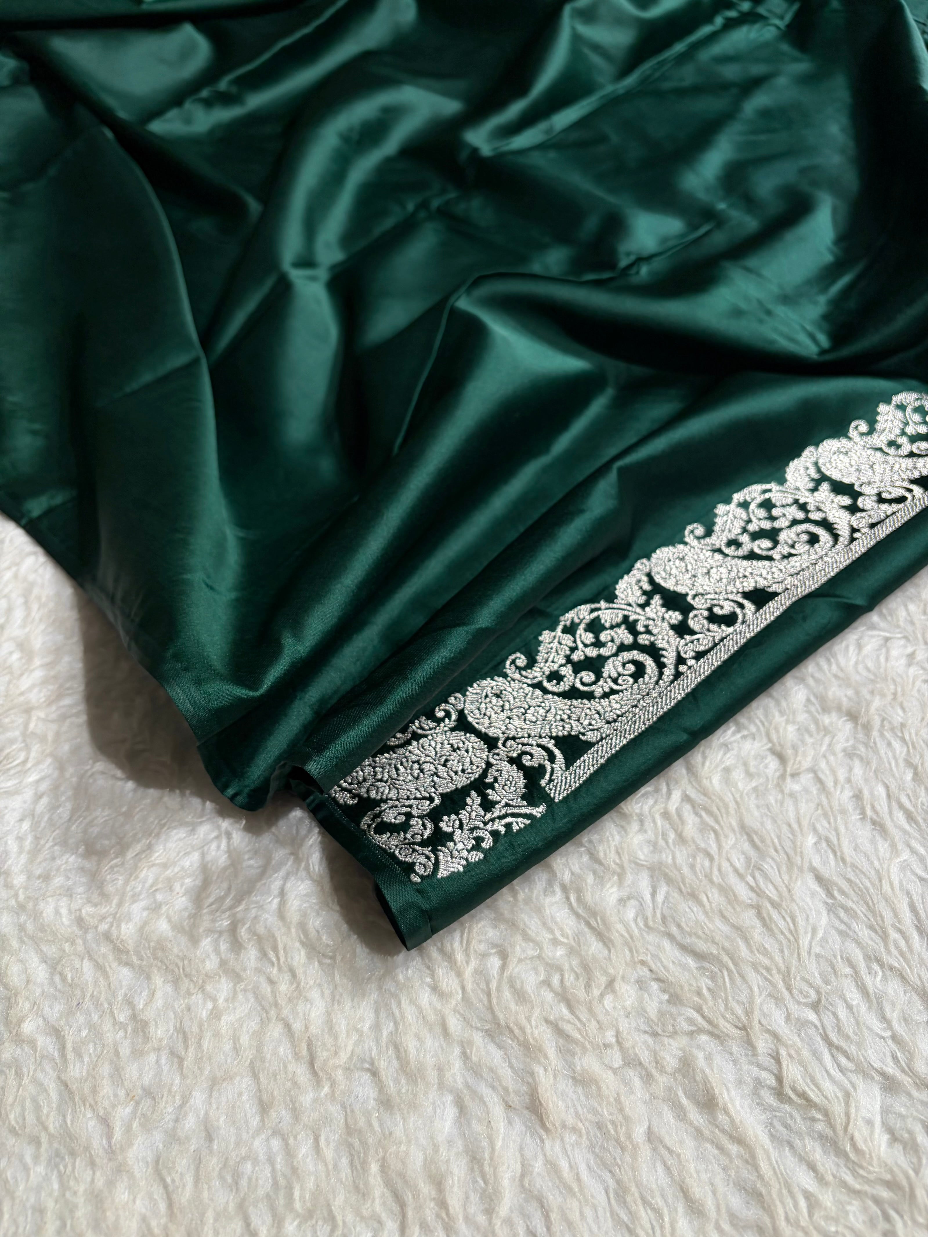 Kairi Border Dark Bottle Green Mashru Silk Saree