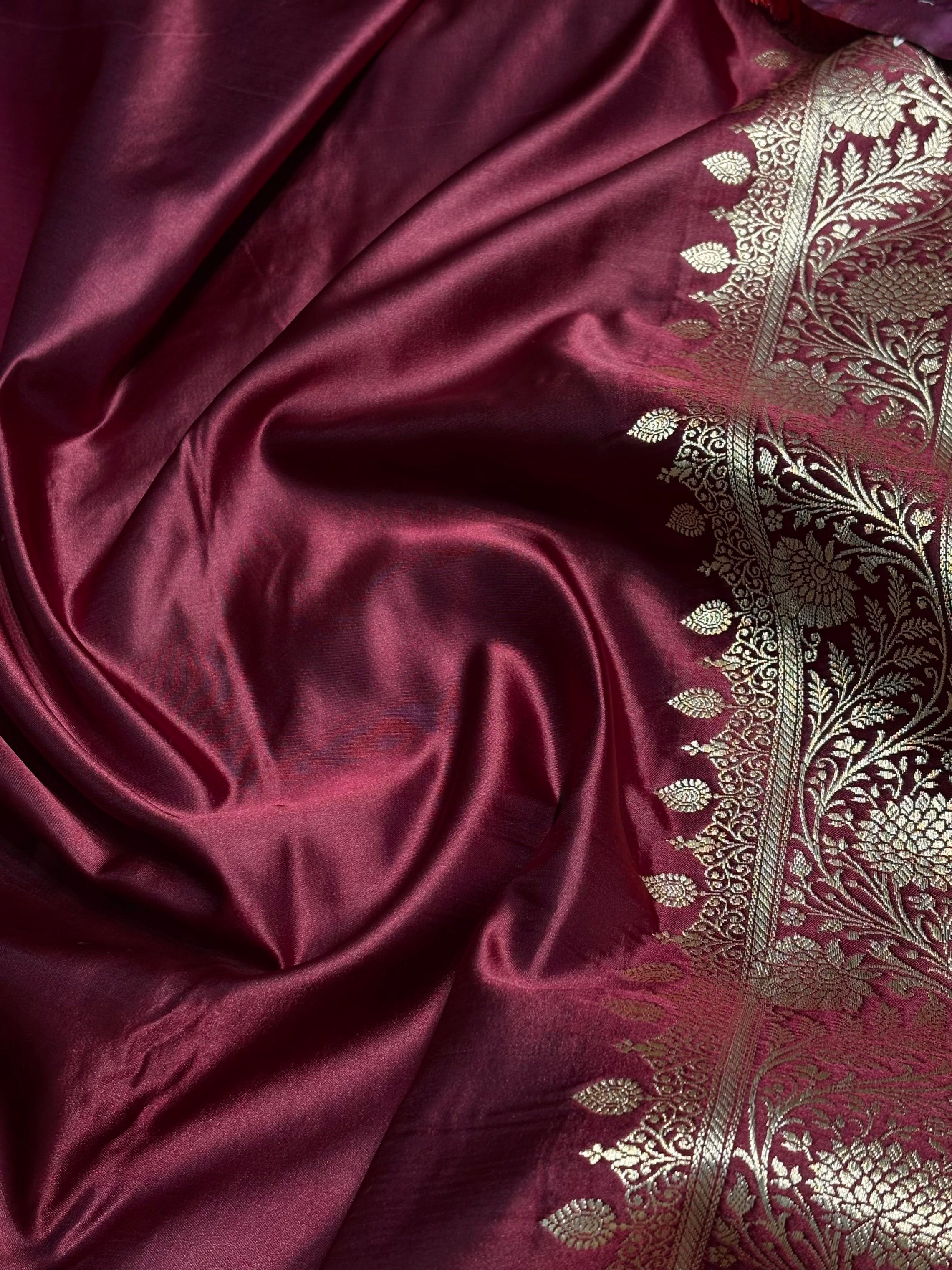Wine Shades Banarasi Jaal Katan Silk Saree