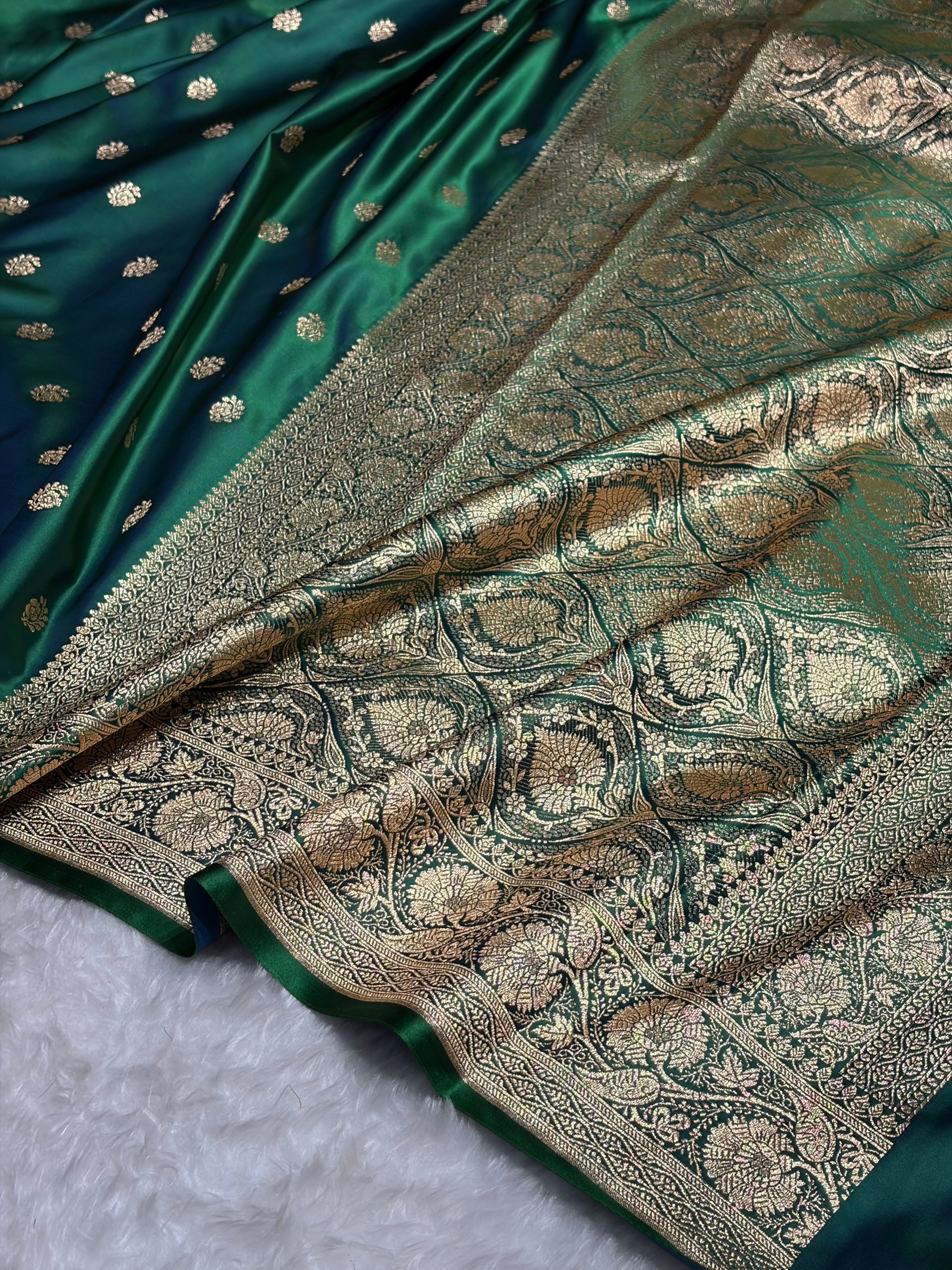Cross Green Floral Boota Pattern Satin Katan Silk Saree SK72
