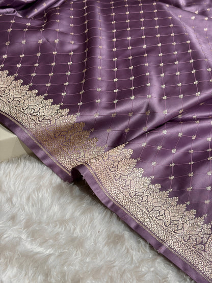Banarasi Dusty Lavender Shades Tanchoi Motif Mashru Silk Saree MST-09