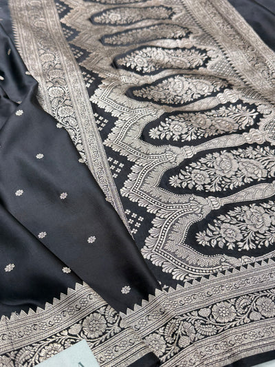 Black shade Booti Mashru Silk Saree MCS26