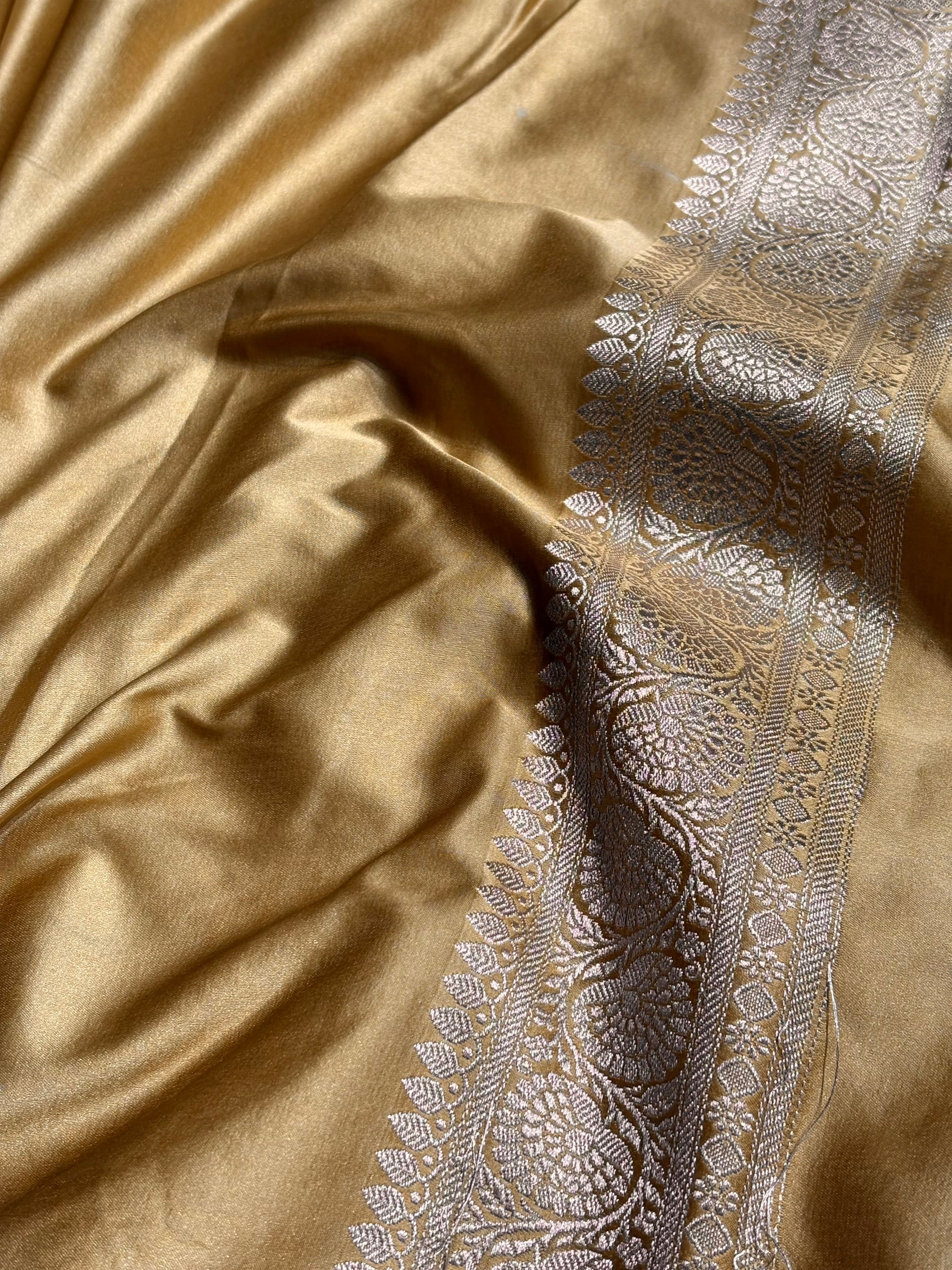 Olive Shades Jaal Pattern Mashru Silk Saree MS57