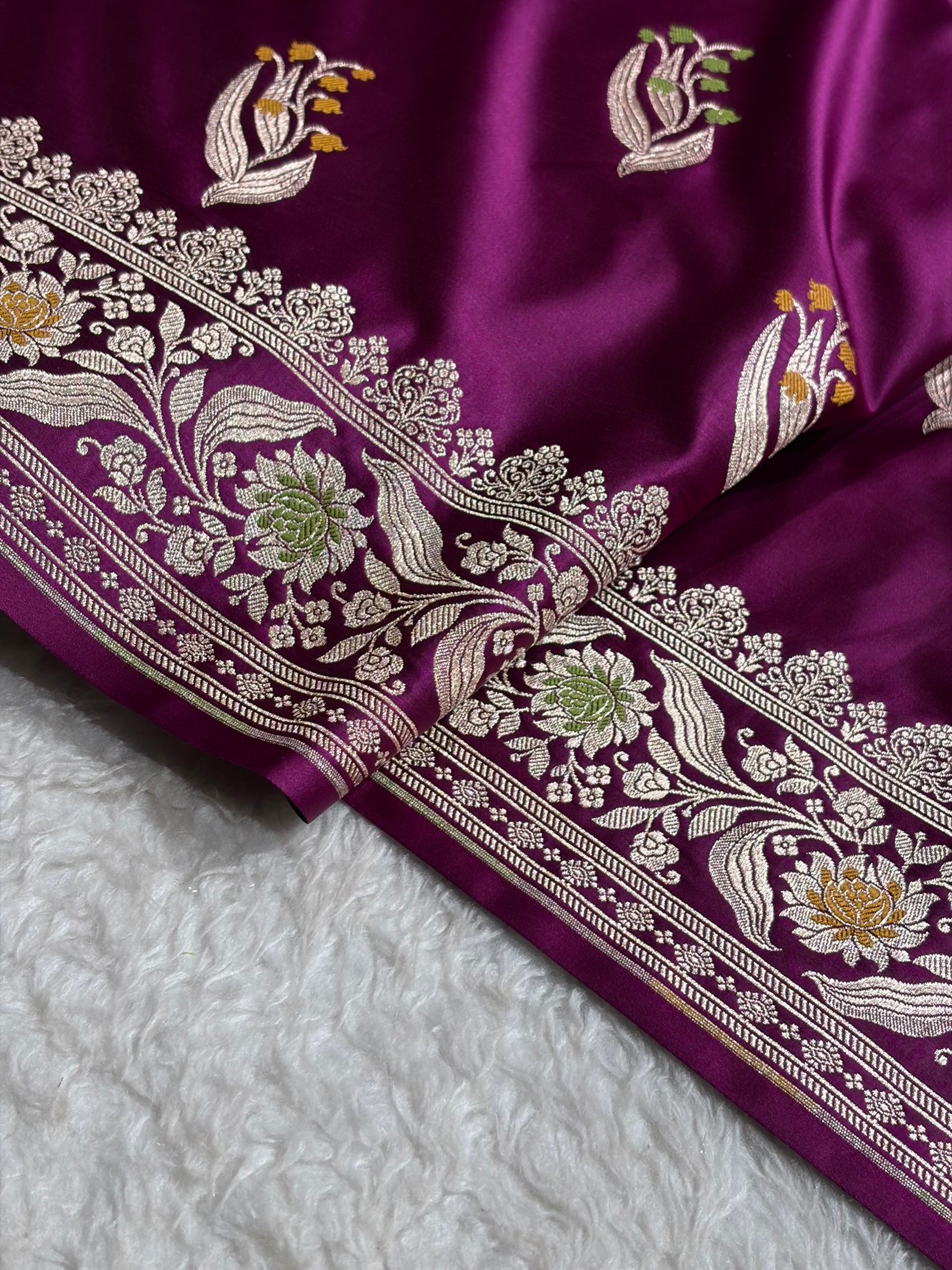 Wine Shades Banarasi Boota Pattern Minakari Floral Mashru Silk Saree MSM-121