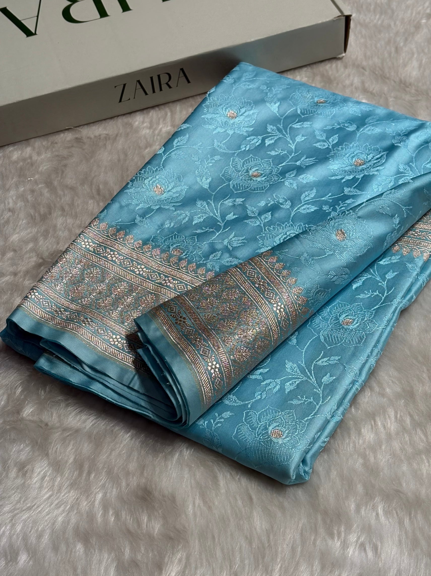 Banarasi Tanchoi Sky Blue Floral Booti Mashru Silk Saree MS59