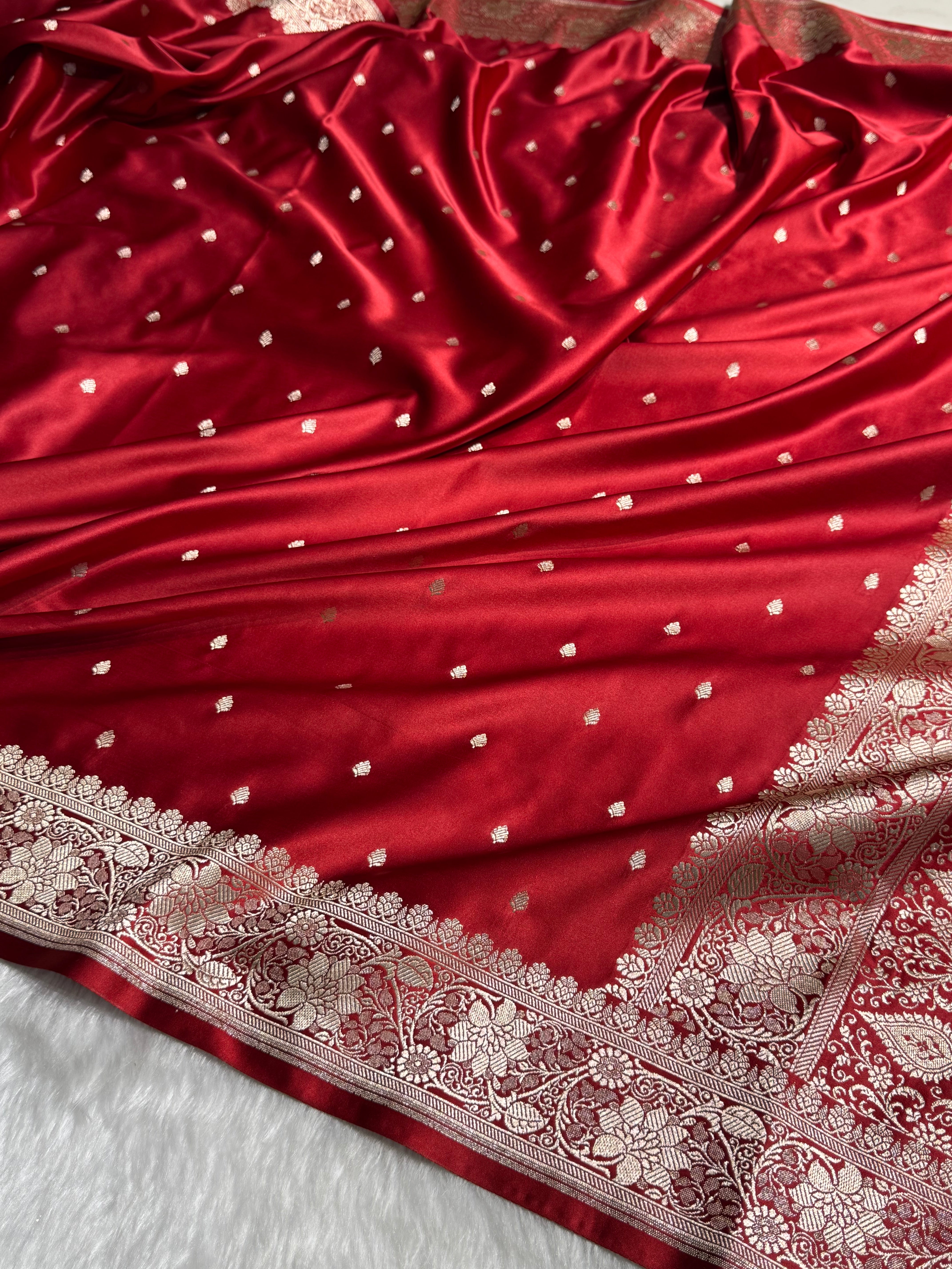 Premium Maroon Shades Floral Border Mashru Silk Saree