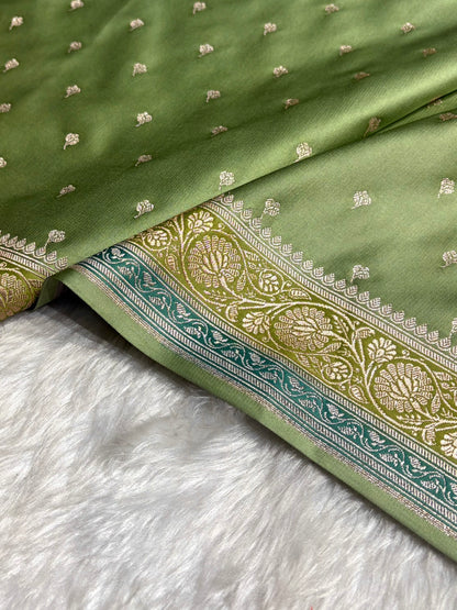 Pista Shades With Contrast Border Booti Mashru Silk Saree MS78