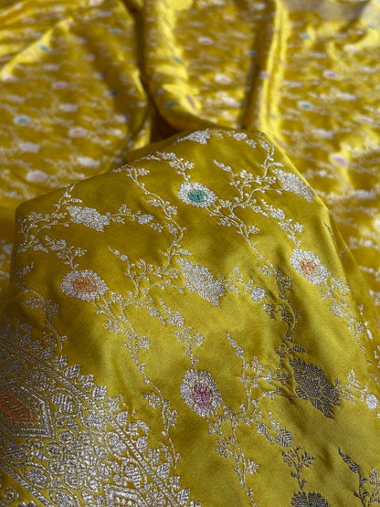 Banarasi Yellow Shades Minakari Floral Mashru Silk Saree MCS92