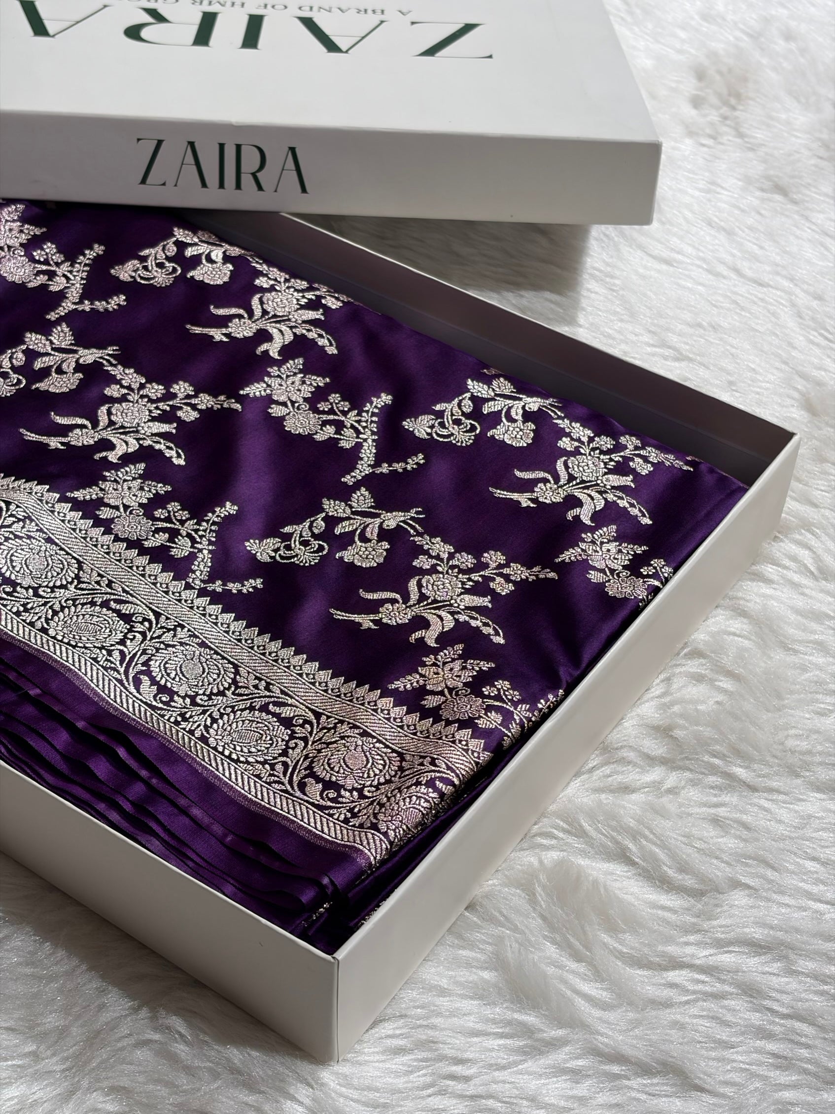 Banarasi Floral Jaal Pattern in Purple Shades Floral Mashru Silk Saree MCS98