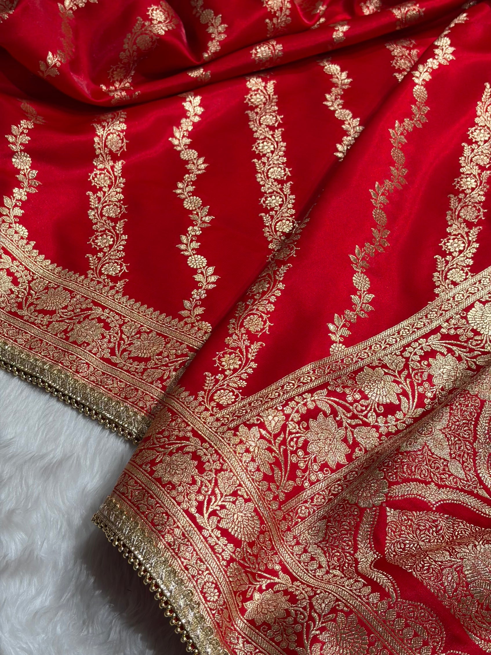 Red Shades Cross Satin Silk Saree with gotta patti SSGP10