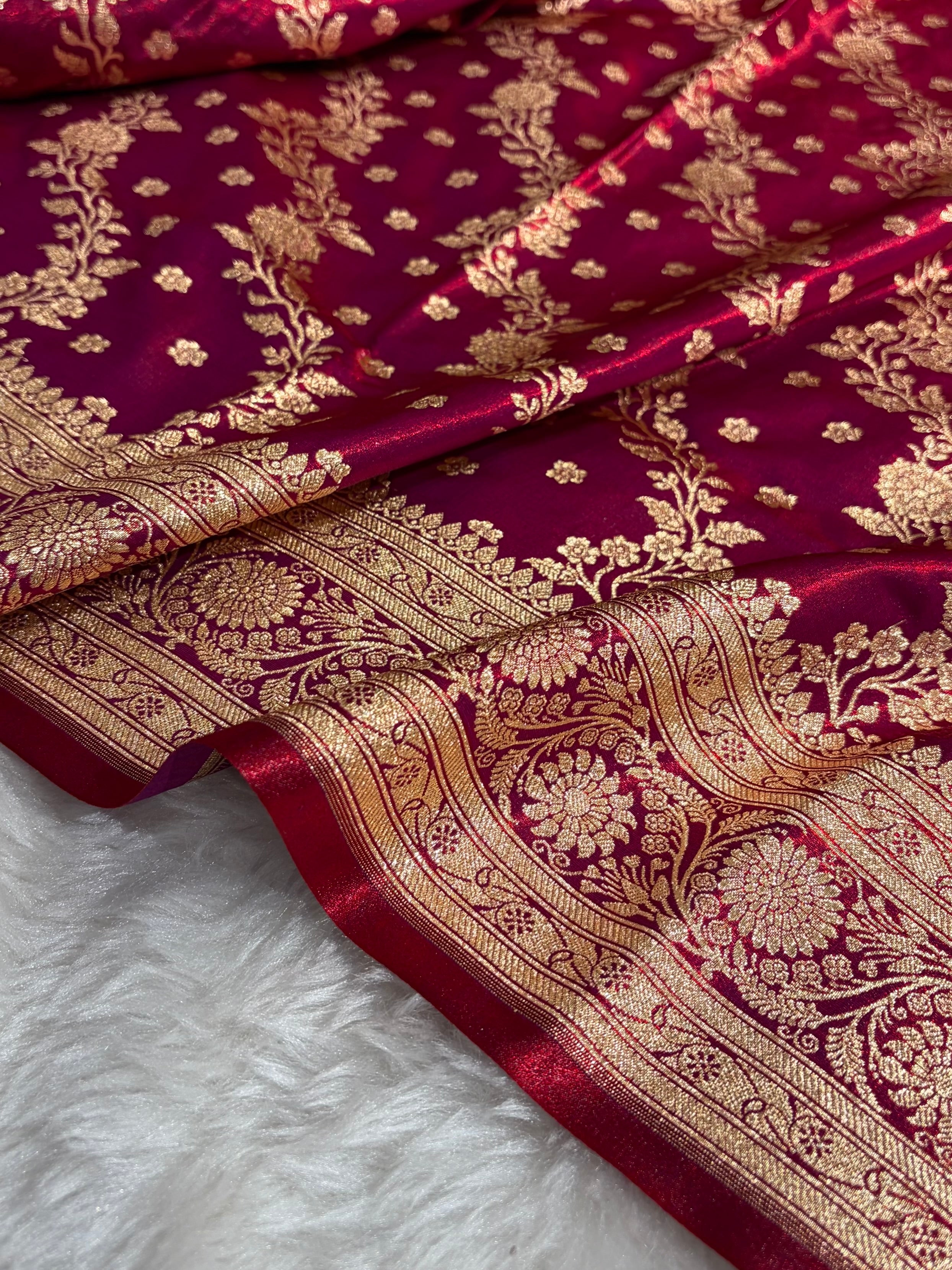 Banarasi Satin Silk Saree Cross with Booti in Magentic Red Shades SS24