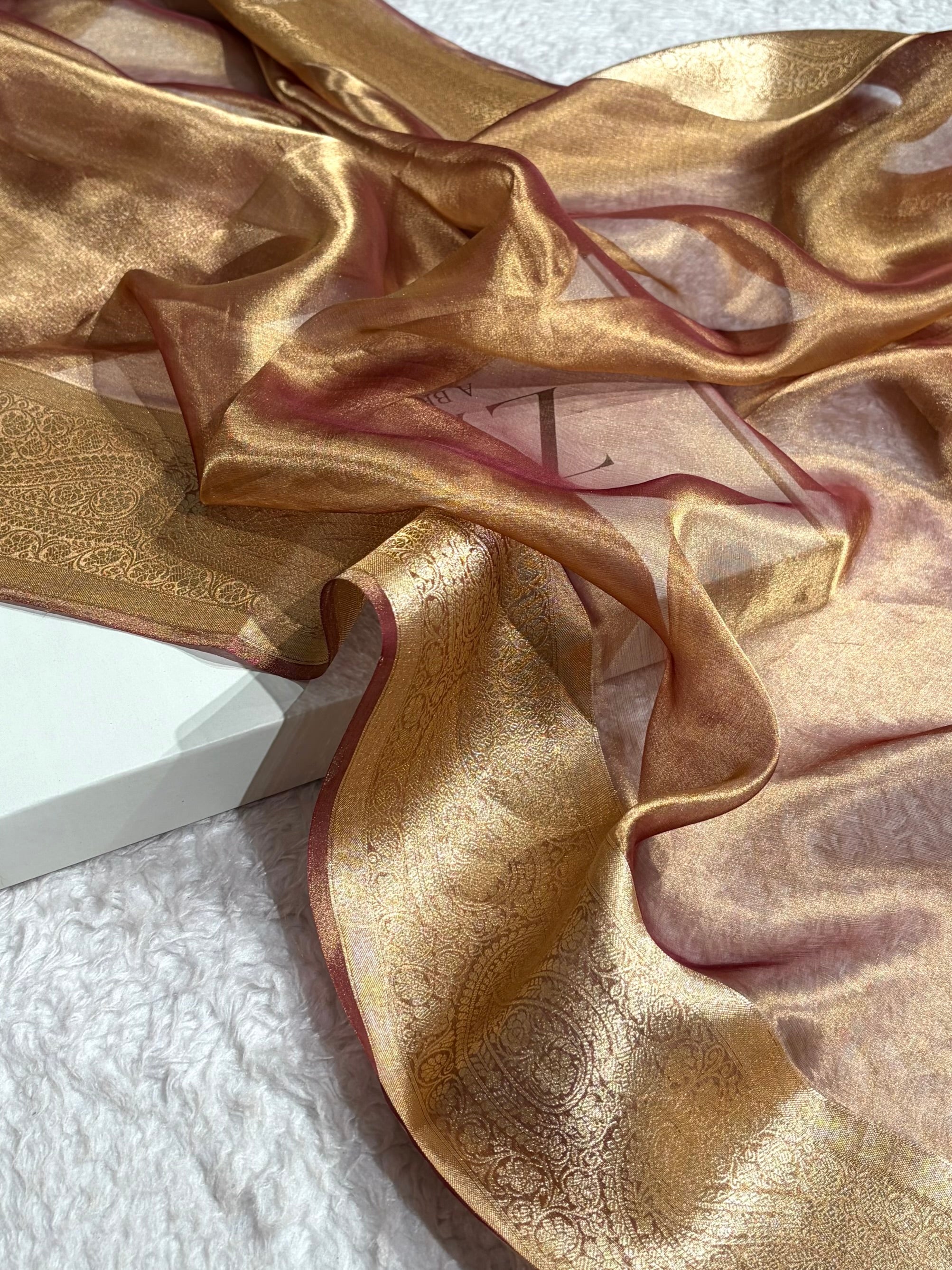 Dark Cheeku Tissue Bananasi Floral Pure Tissue Silk Saree PT-57