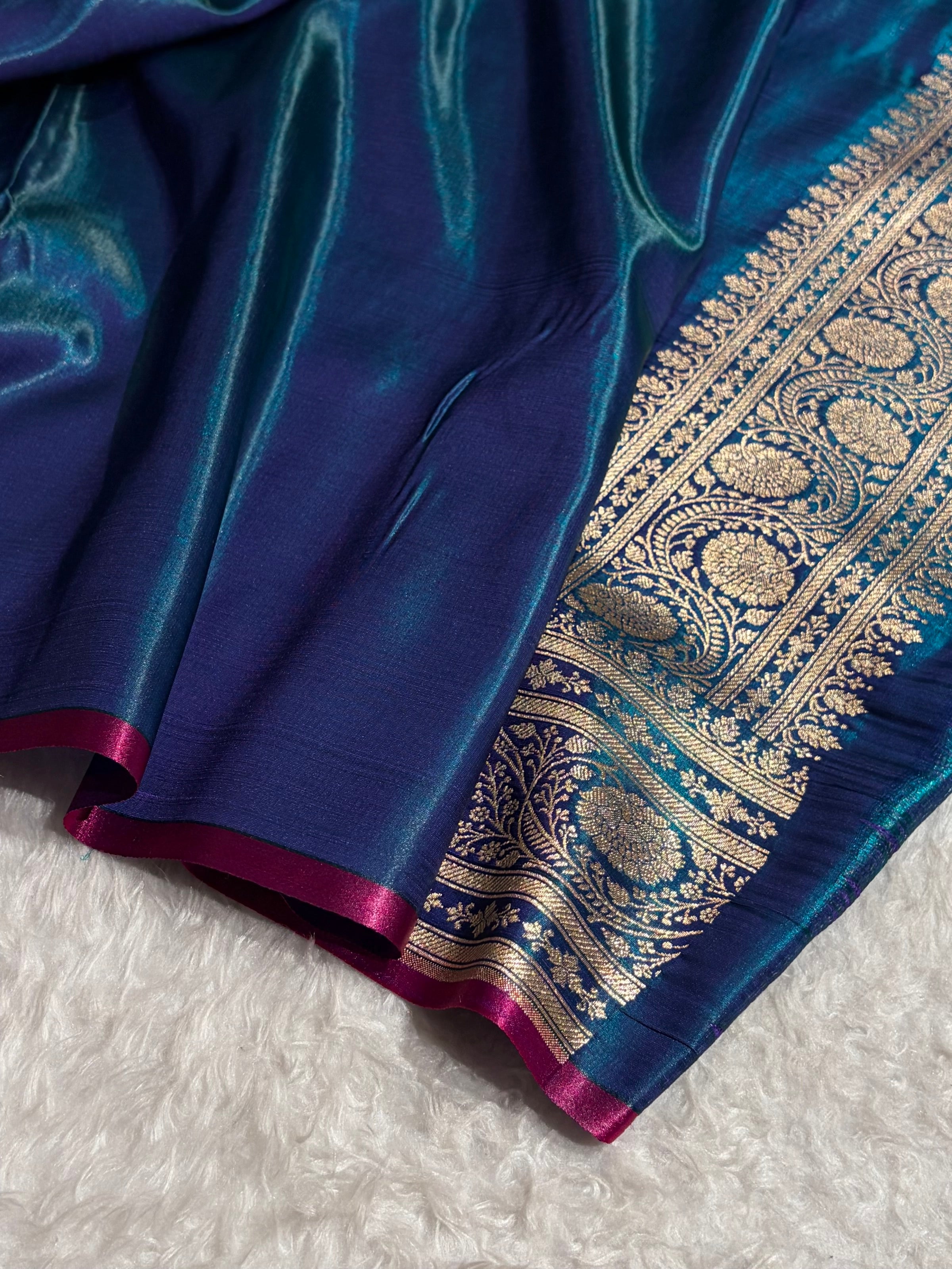 Peacock Shades Jaal Pattern Banarasi Satin Silk Saree SS55