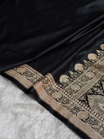 Banarasi Satin Katan Saree Floral Booti Pattern in Black Shades SK150