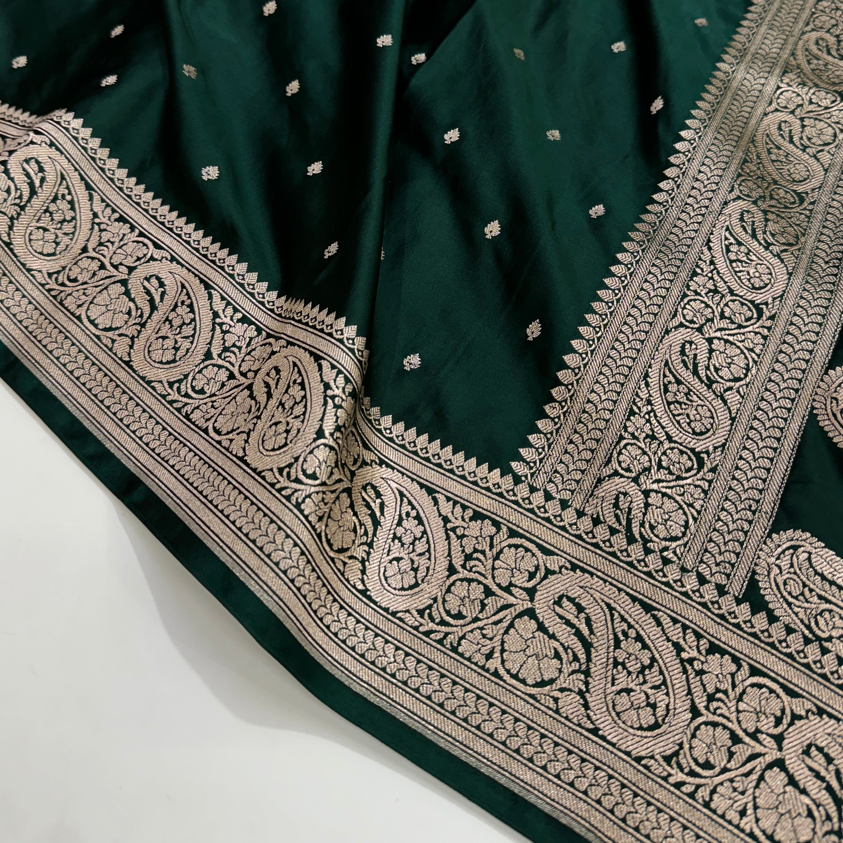 Beautiful Bottle Green Mashru Silk Saree