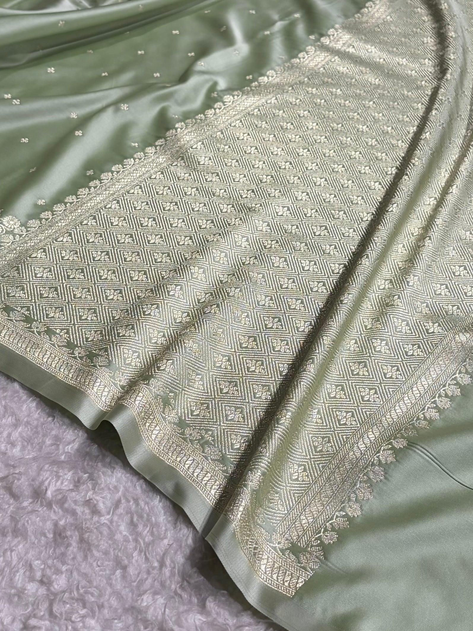 Light Pista Shades Banarasi Boota Pattern Floral Mashru Silk Saree MSM-119
