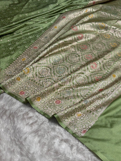 Light Green Shades Booti Minakari Tanchoi Mashru Silk Saree MS49