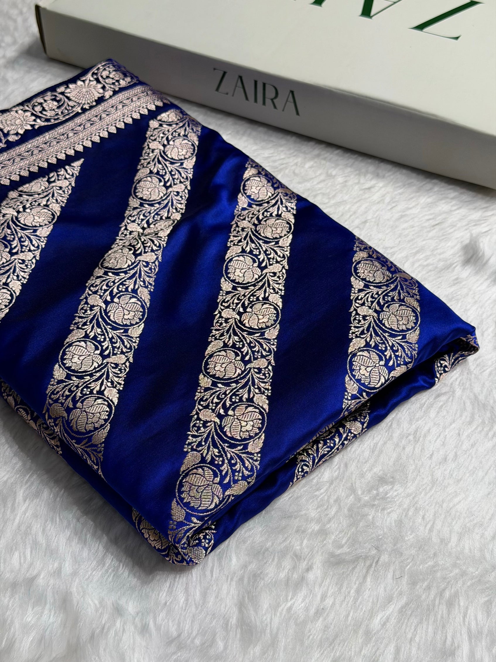 Royal Blue Shades Banarasi Cross Pattern Floral Mashru Silk Saree MSM-102