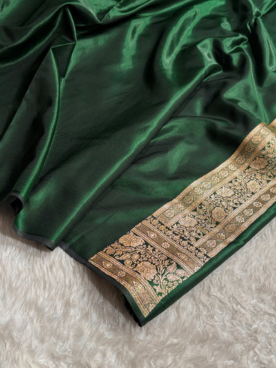 Bottle Green Shades Jaal Pattern Banarasi Satin Silk Saree SS48