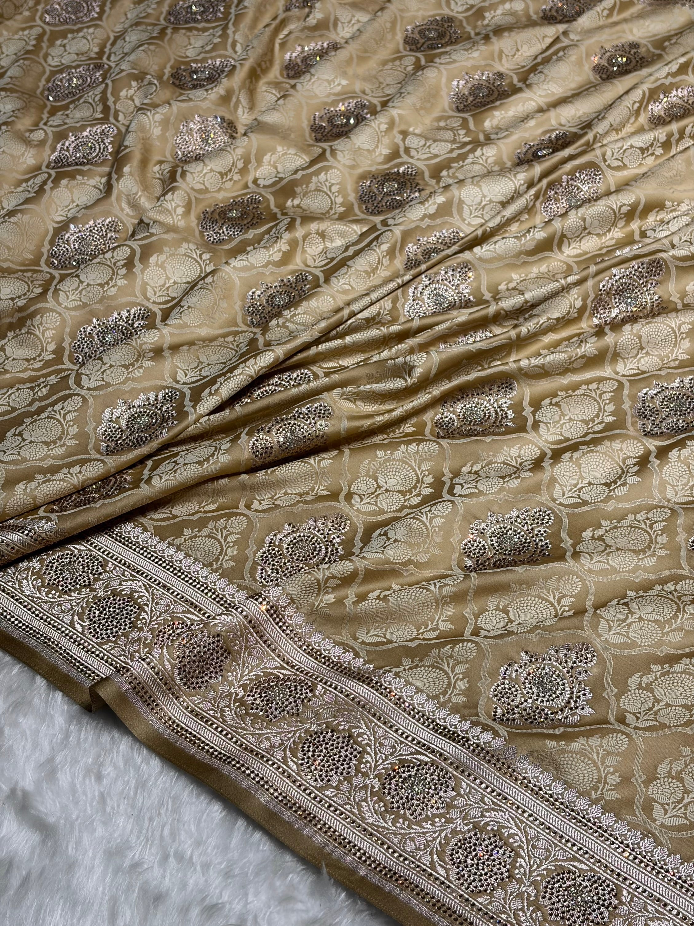 Tusser Shades Tanchoi Motif With Swarovski Work Mashru Silk Saree BMST-14