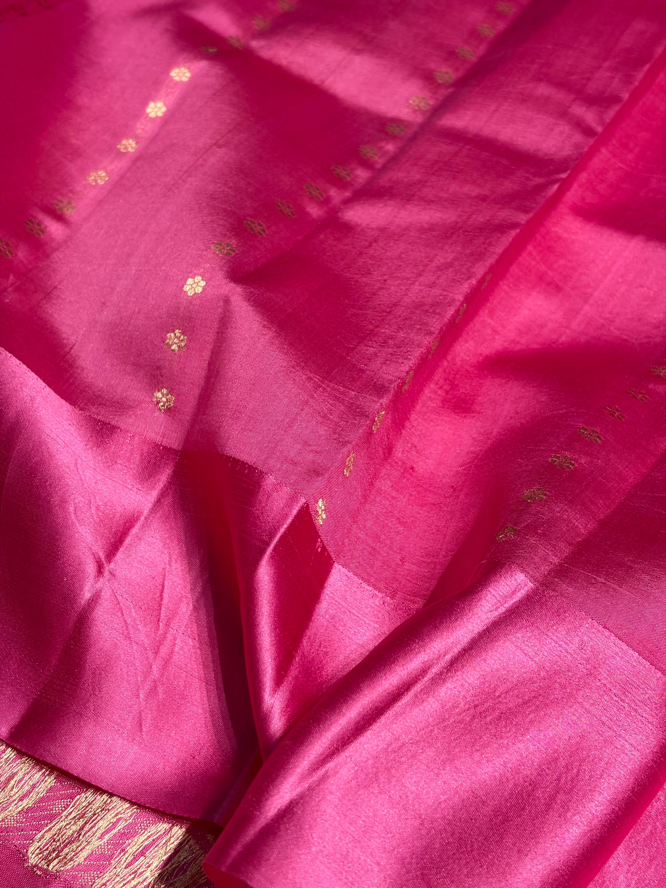 Gajri Shades Handwoven Pure Raw Mango Silk RM-63