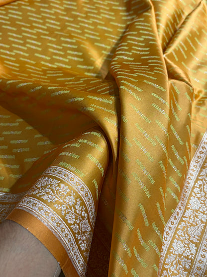 Dusty Mustard Shades Tanchoi Motif Mashru Silk Saree MST-16