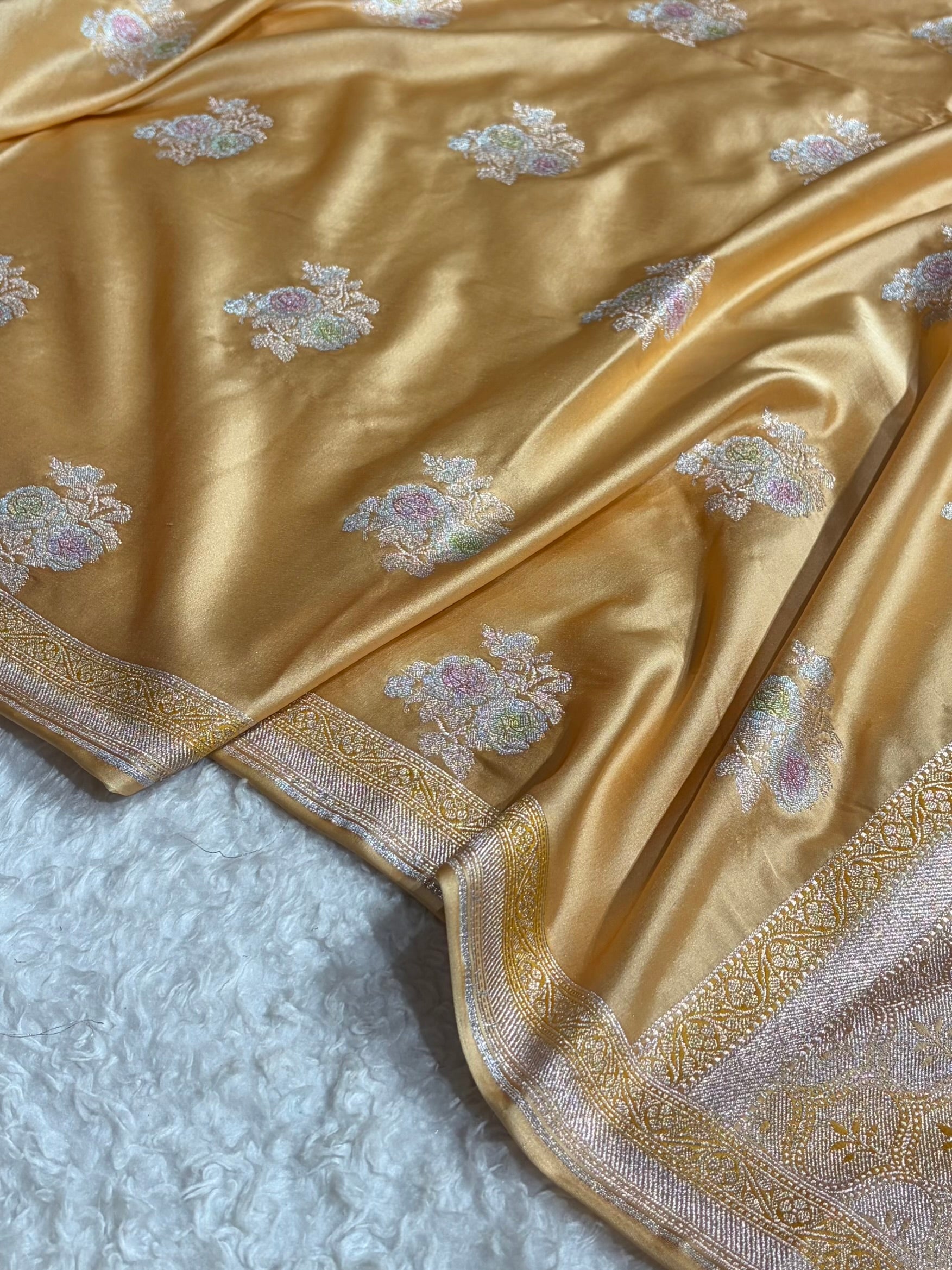 Tusser Sona Rupa Minakari Floral Motif Mashru Silk Saree MS50