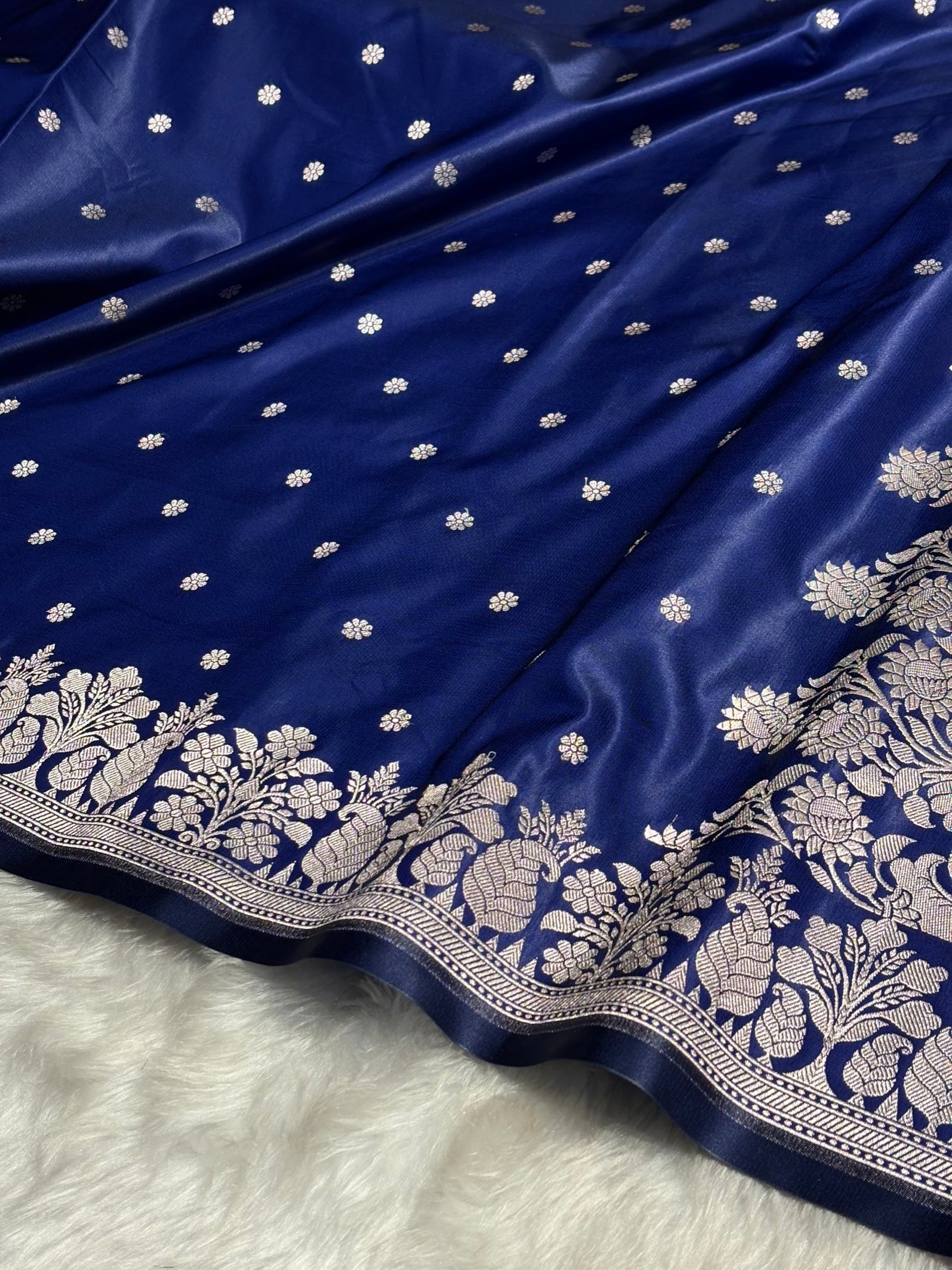 Navy Blue Floral Boota With Floral Border Mashru Silk Saree MSM 79