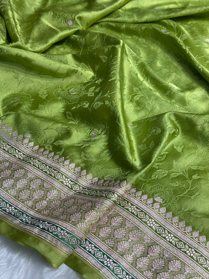 Banarasi Tanchoi Pista Green with Dark Green Blouse Shades Floral Booti Mashru Silk Saree