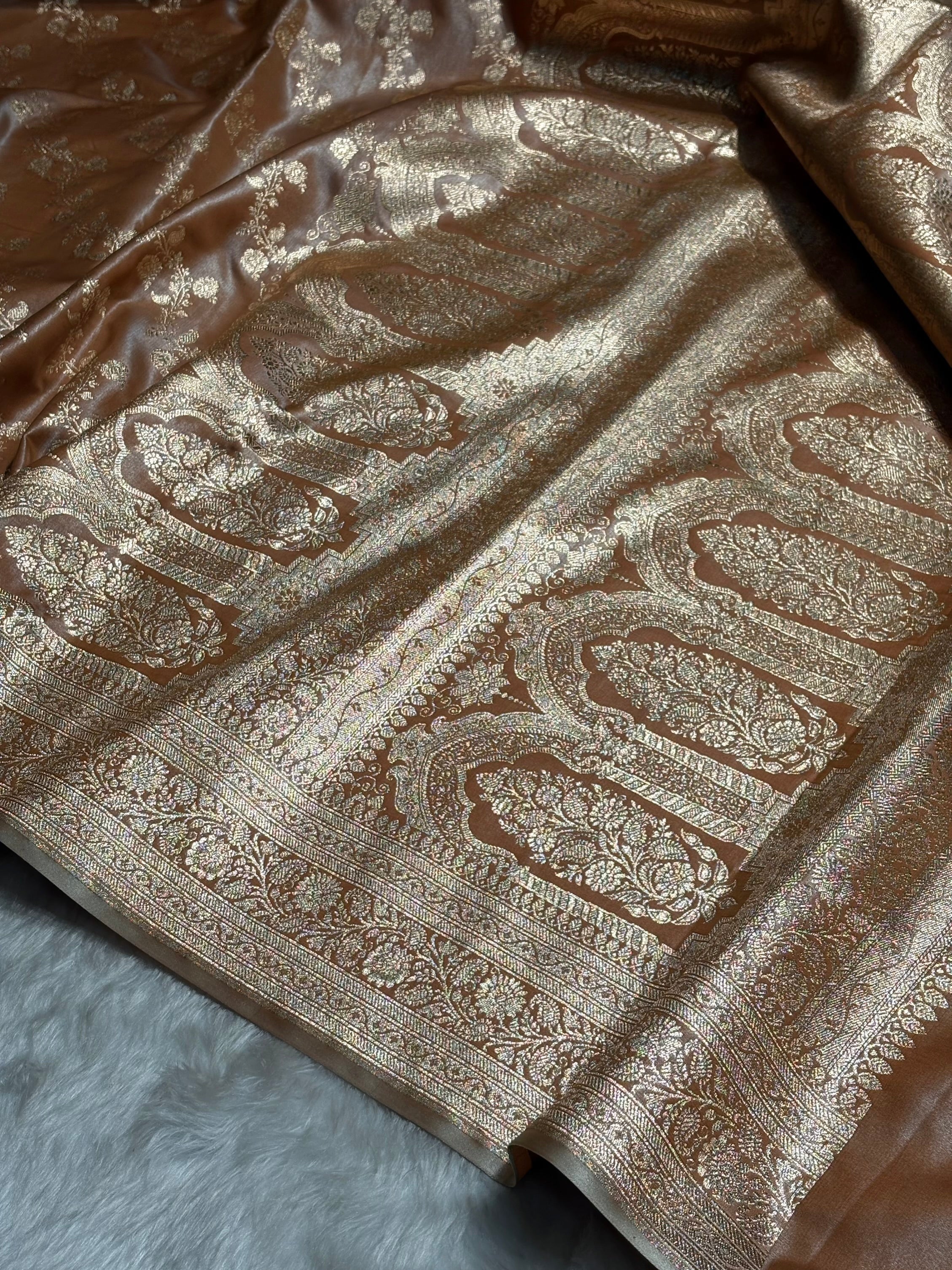 Tusser Shades Banarasi  Cross Jaal Satin Silk Saree SS11