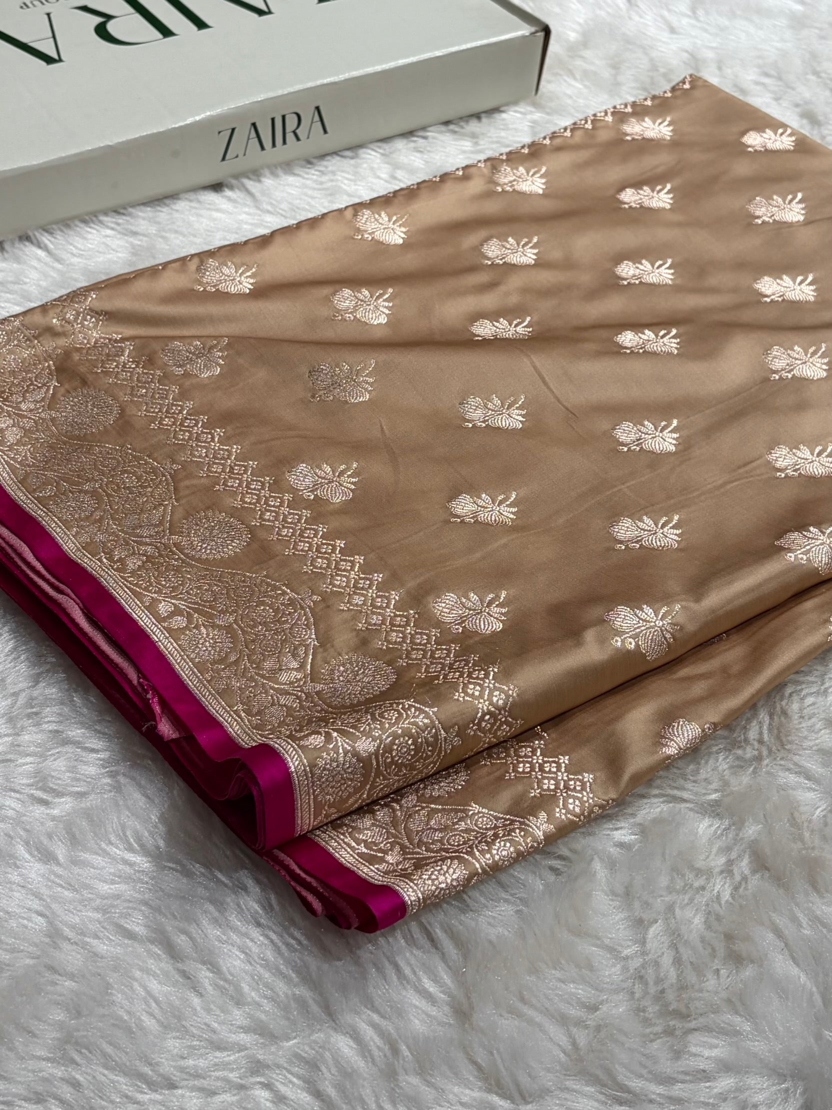 Light Beige Shades Banarasi Boota Pattern Floral Mashru Silk Saree MSM-115