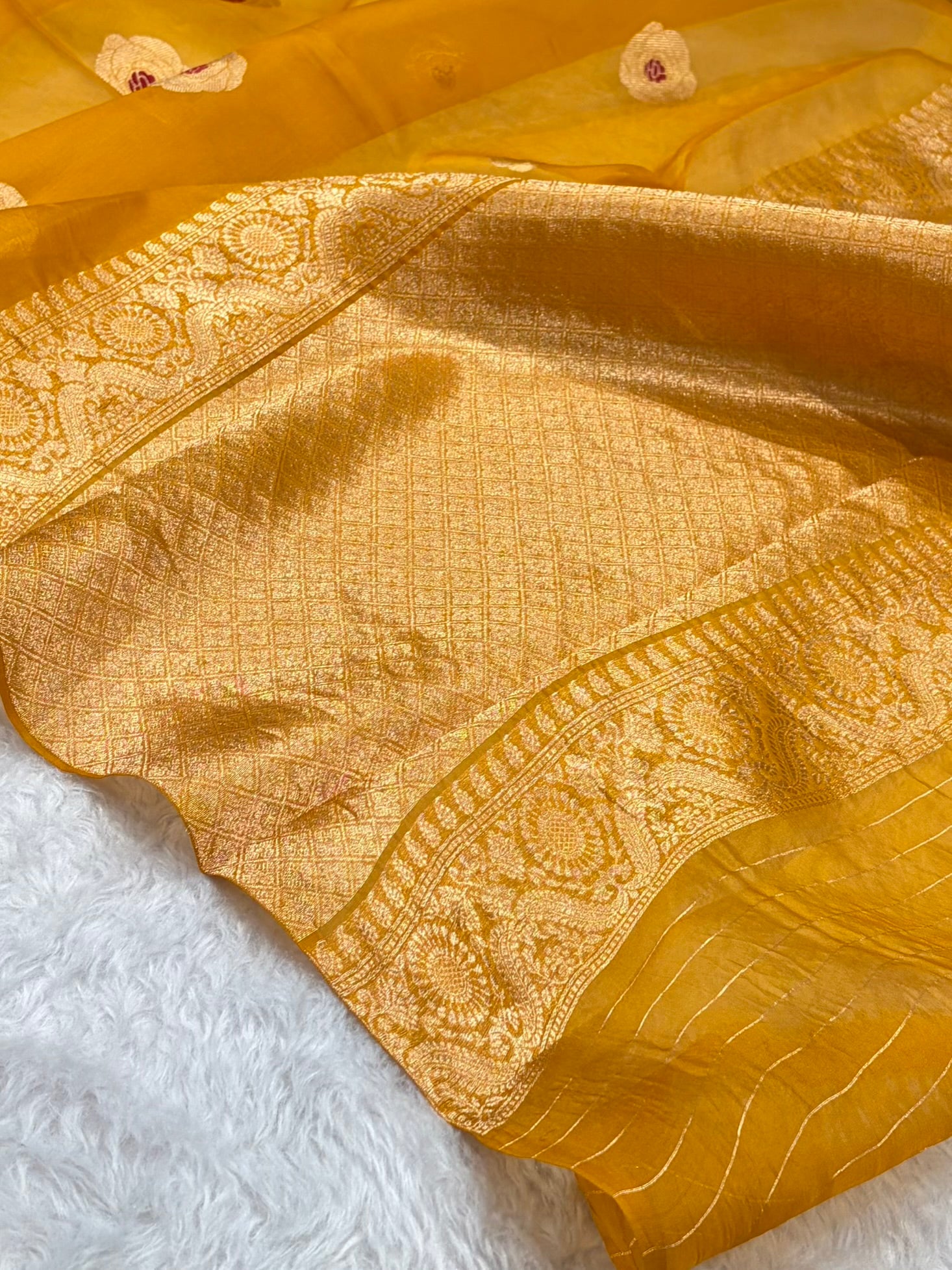 Pure Banarasi Organza Mustard Shades With Minakari Floral Banarasi Silk Saree PO-27