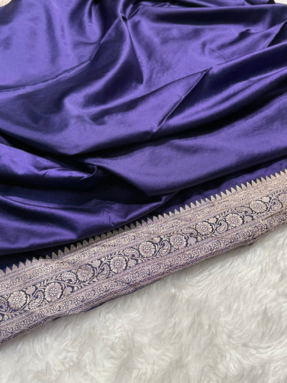 Contrast Navy- White Combination Jaal Mashru Silk Saree