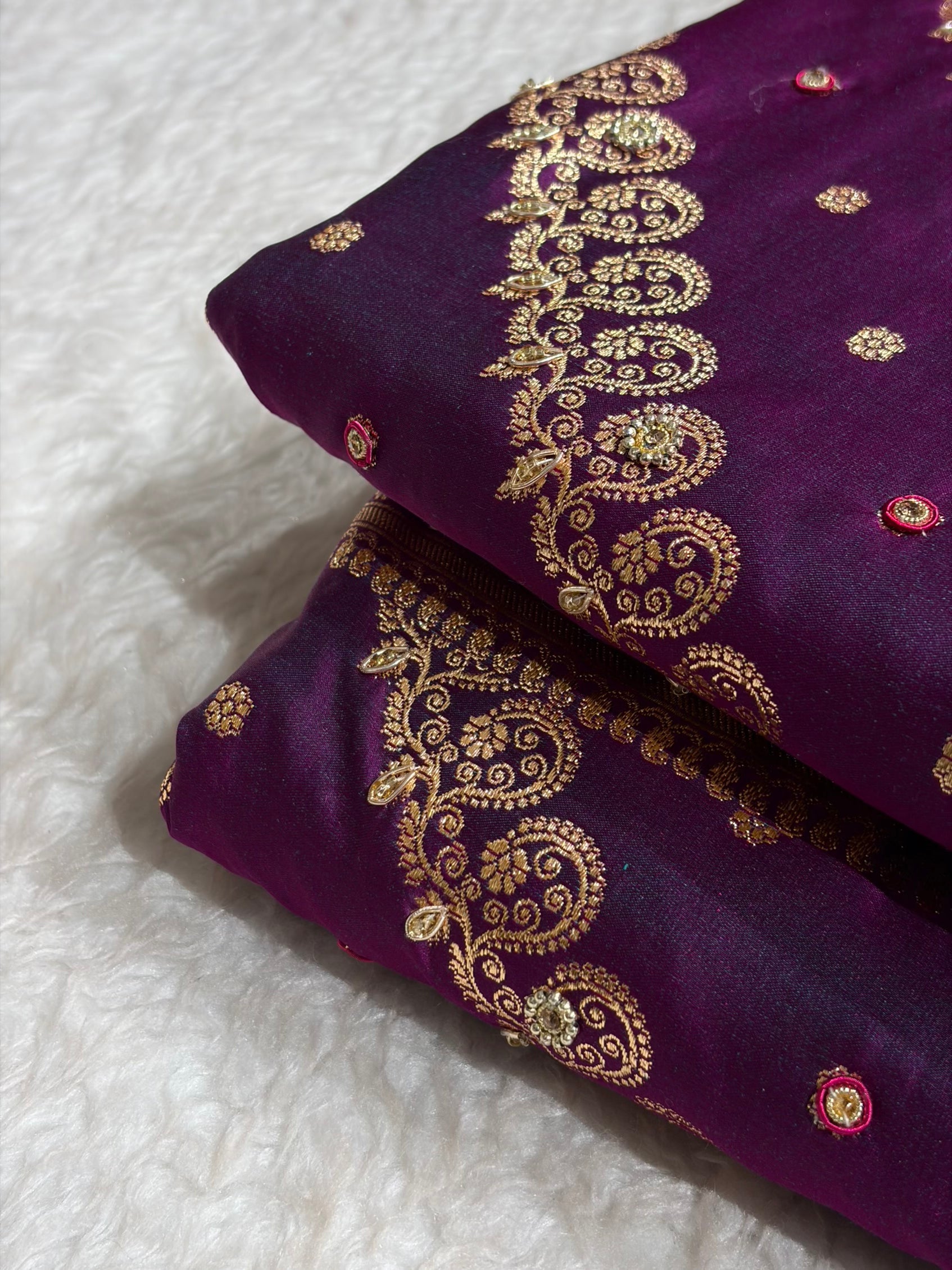 Banarasi Wine Shades Cross Floral Pattern With Zardozi Work Satin Katan Silk Saree BSK79