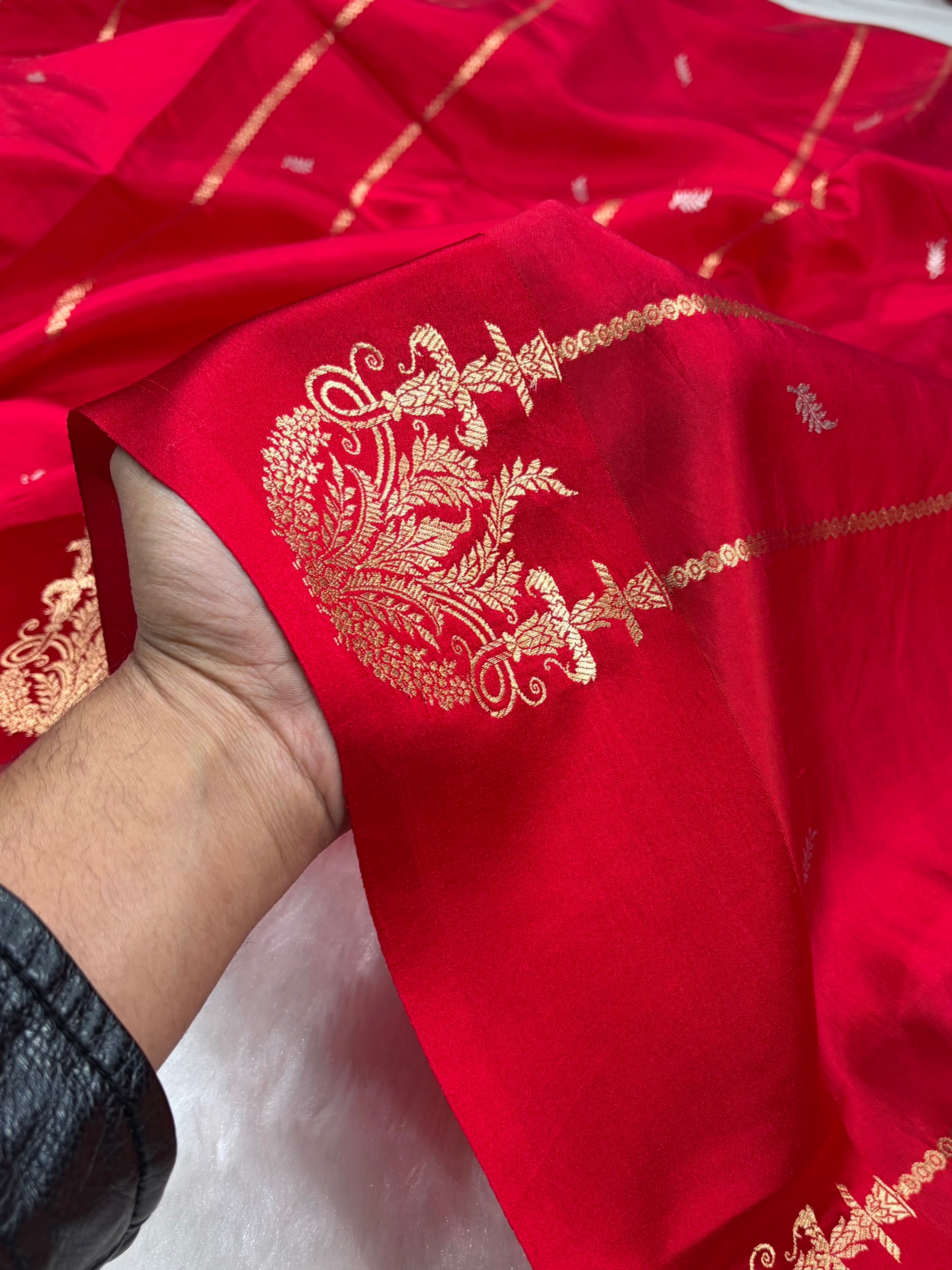 Blood Red Shades Rangkart Handwoven Pure Katan Paper Silk RM-44