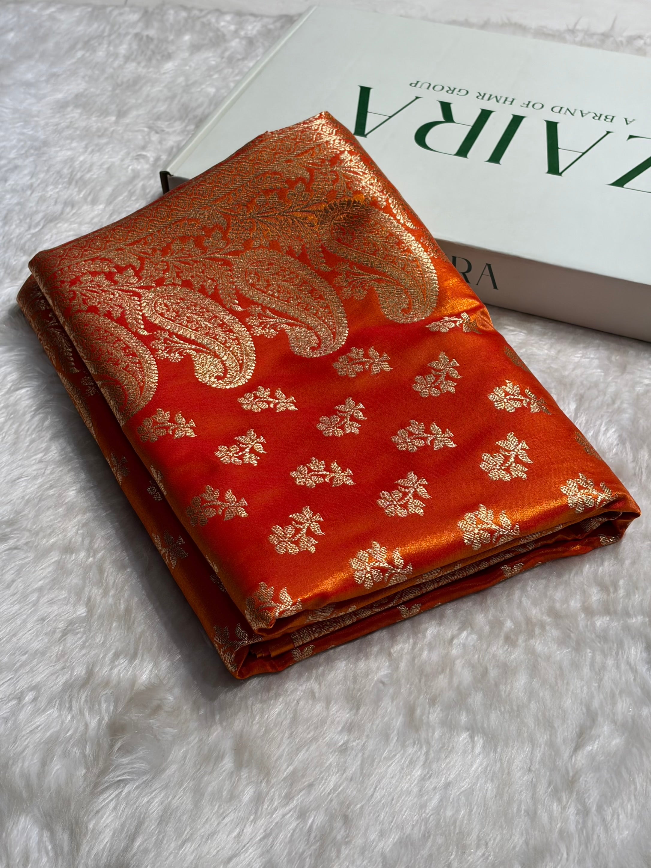 Fire Gold Shades Banarasi Satin Silk Saree SS34