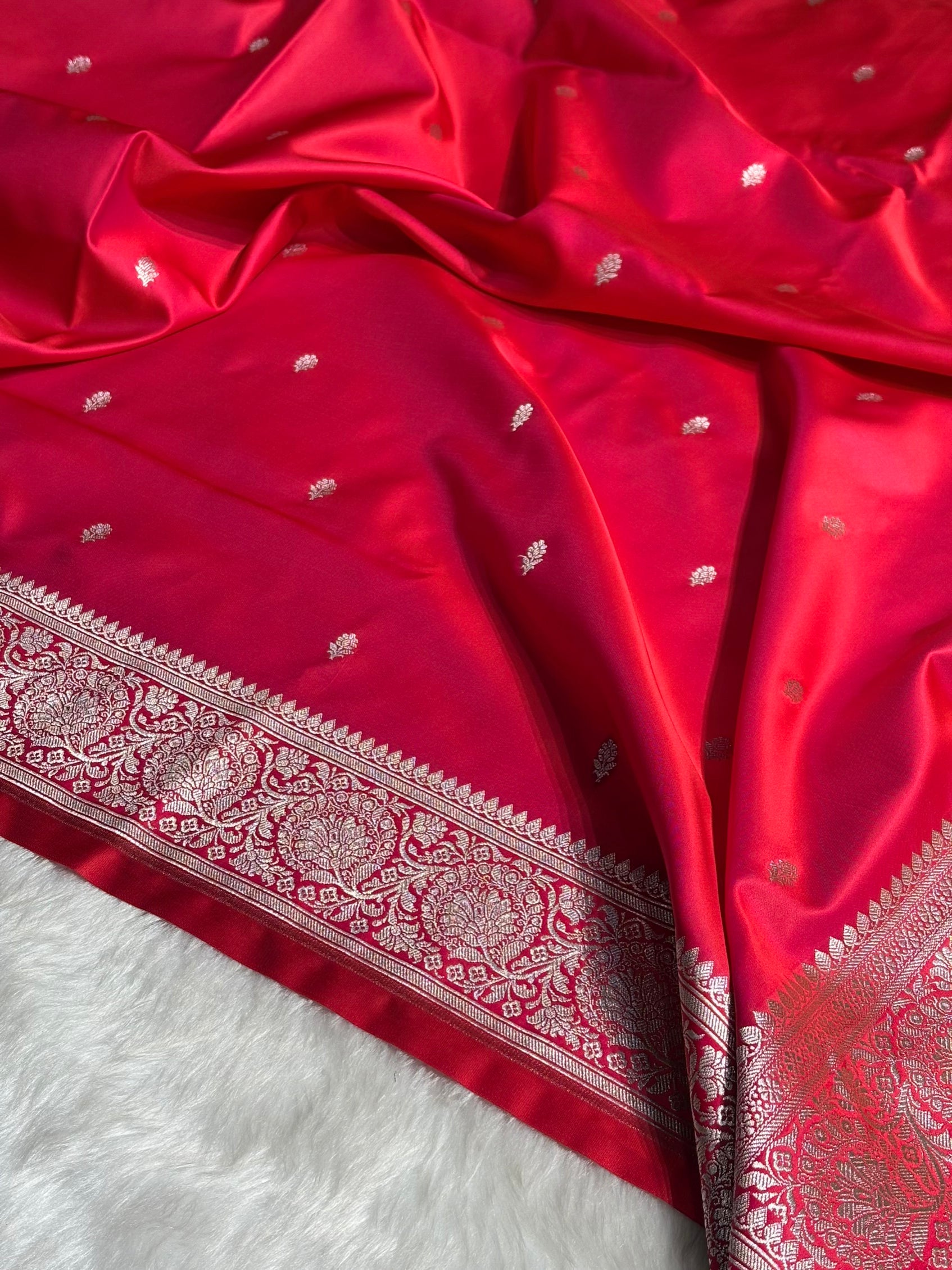 Reddish Pink Floral Boota With Floral Border Mashru Silk Saree MSM-81
